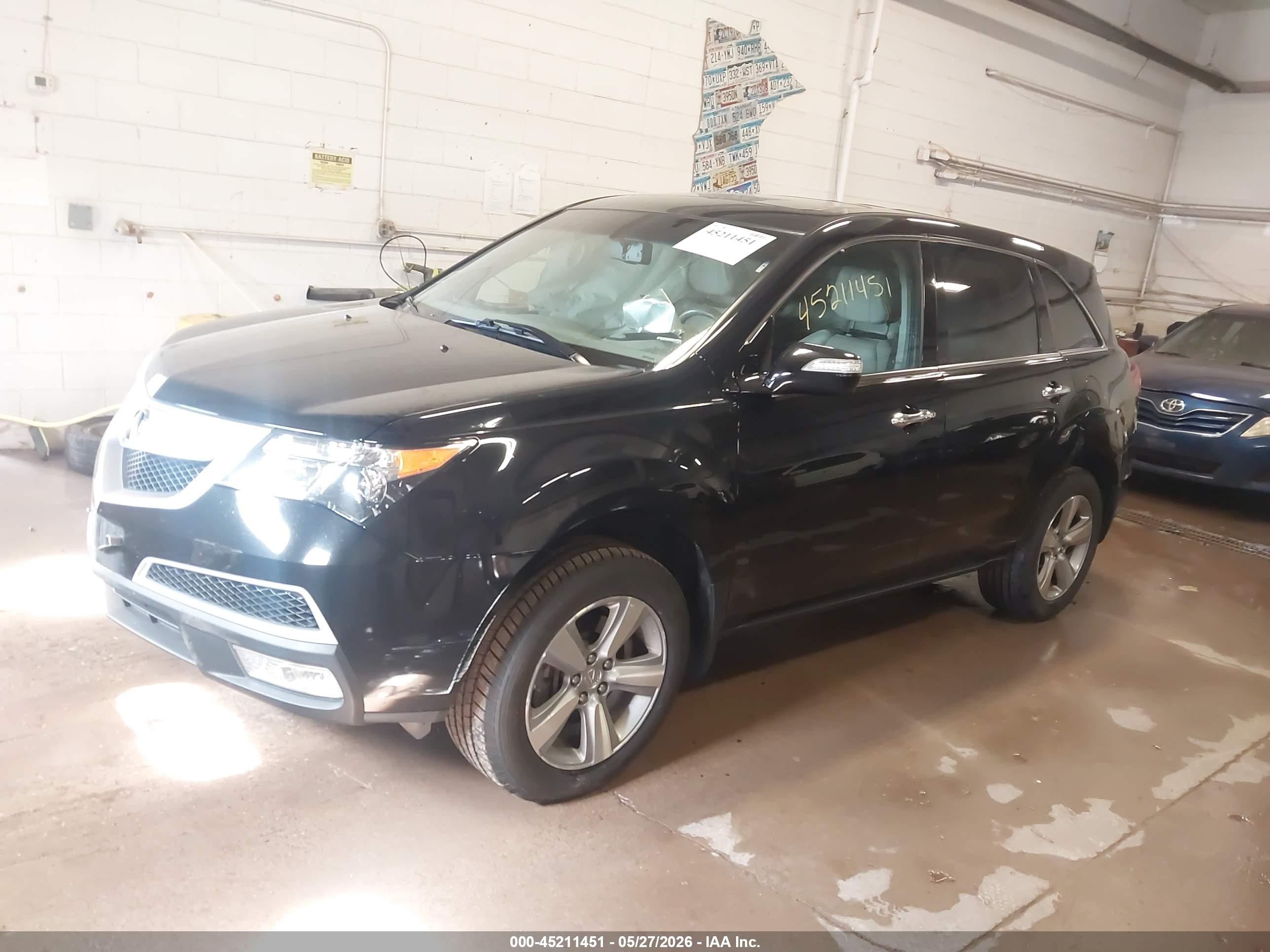 2013 Acura Mdx   Black vin: 2HNYD2H21DH500818