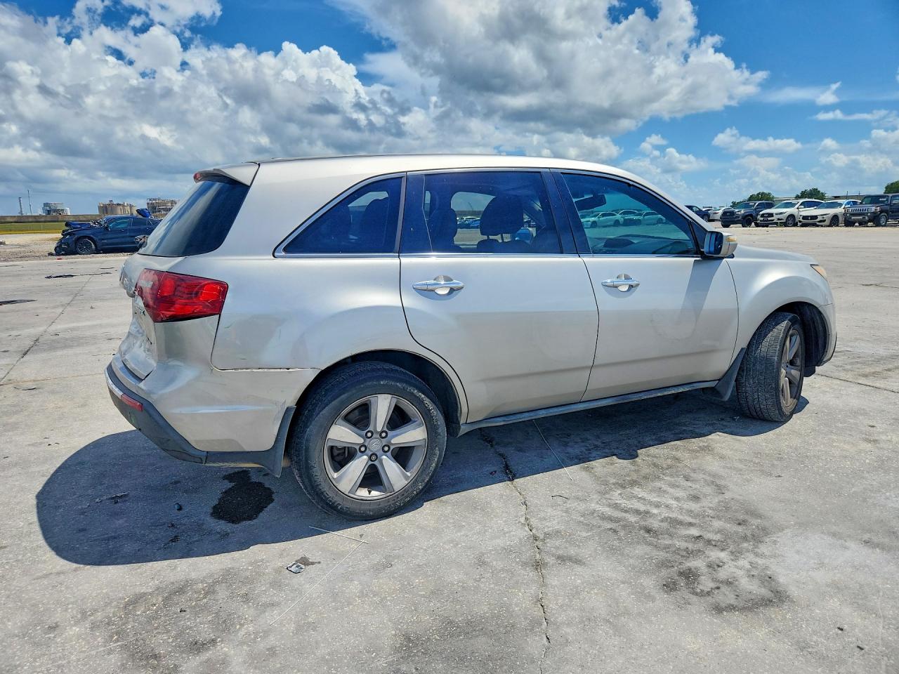 2013 Acura Mdx Серебряный vin: 2HNYD2H21DH501628