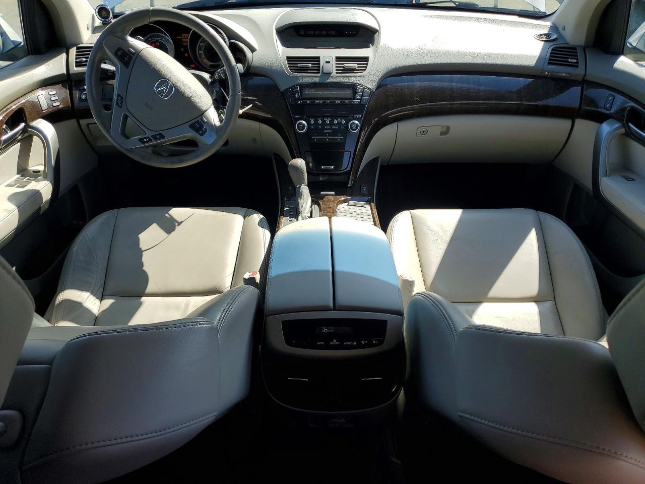 2013 Acura Mdx Серебряный vin: 2HNYD2H21DH505212