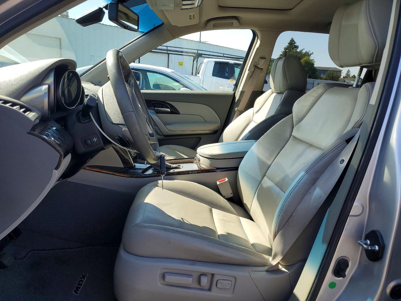 2013 Acura Mdx Серебряный vin: 2HNYD2H21DH505212