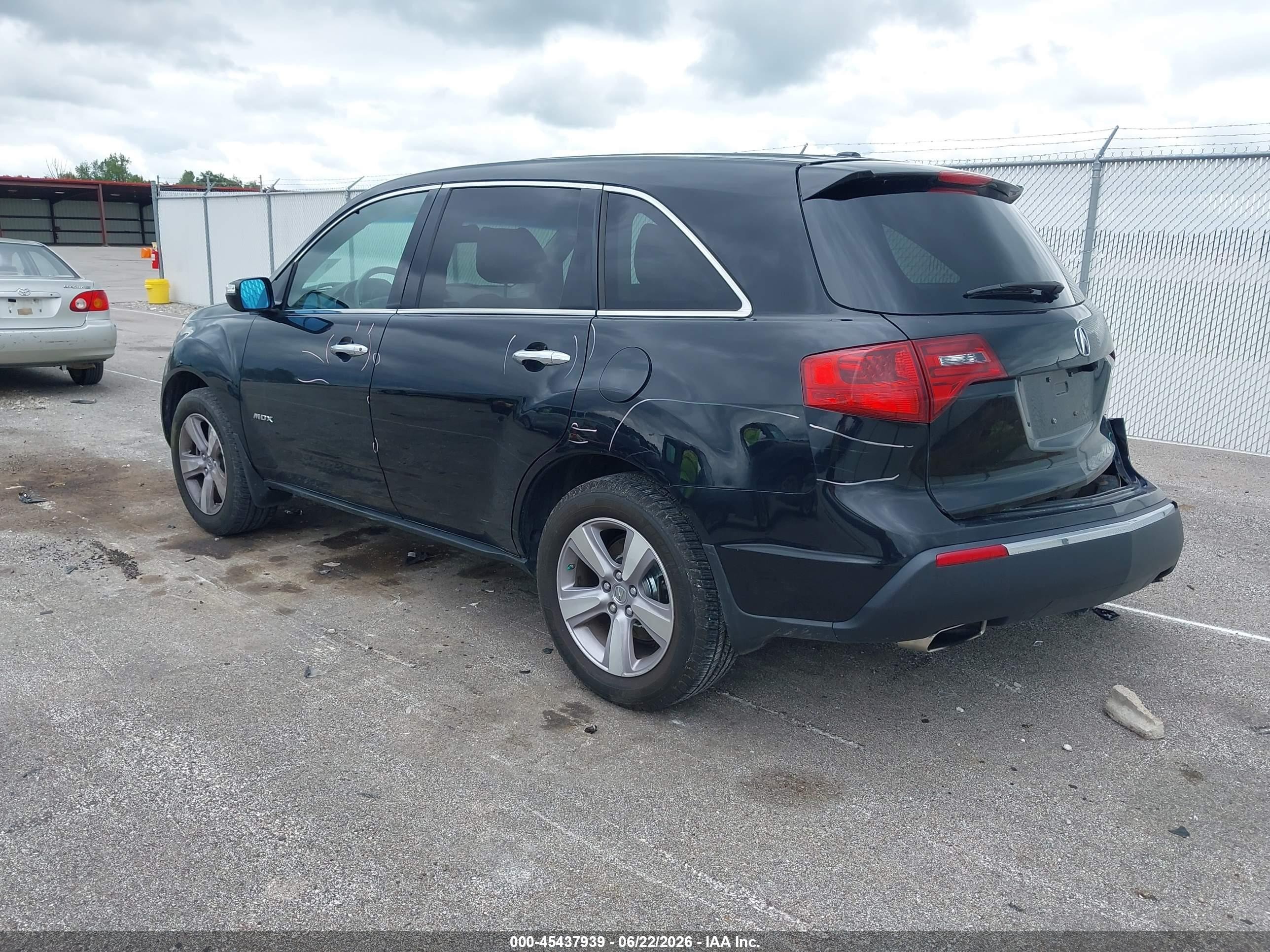 2013 Acura Mdx   Black vin: 2HNYD2H21DH506912