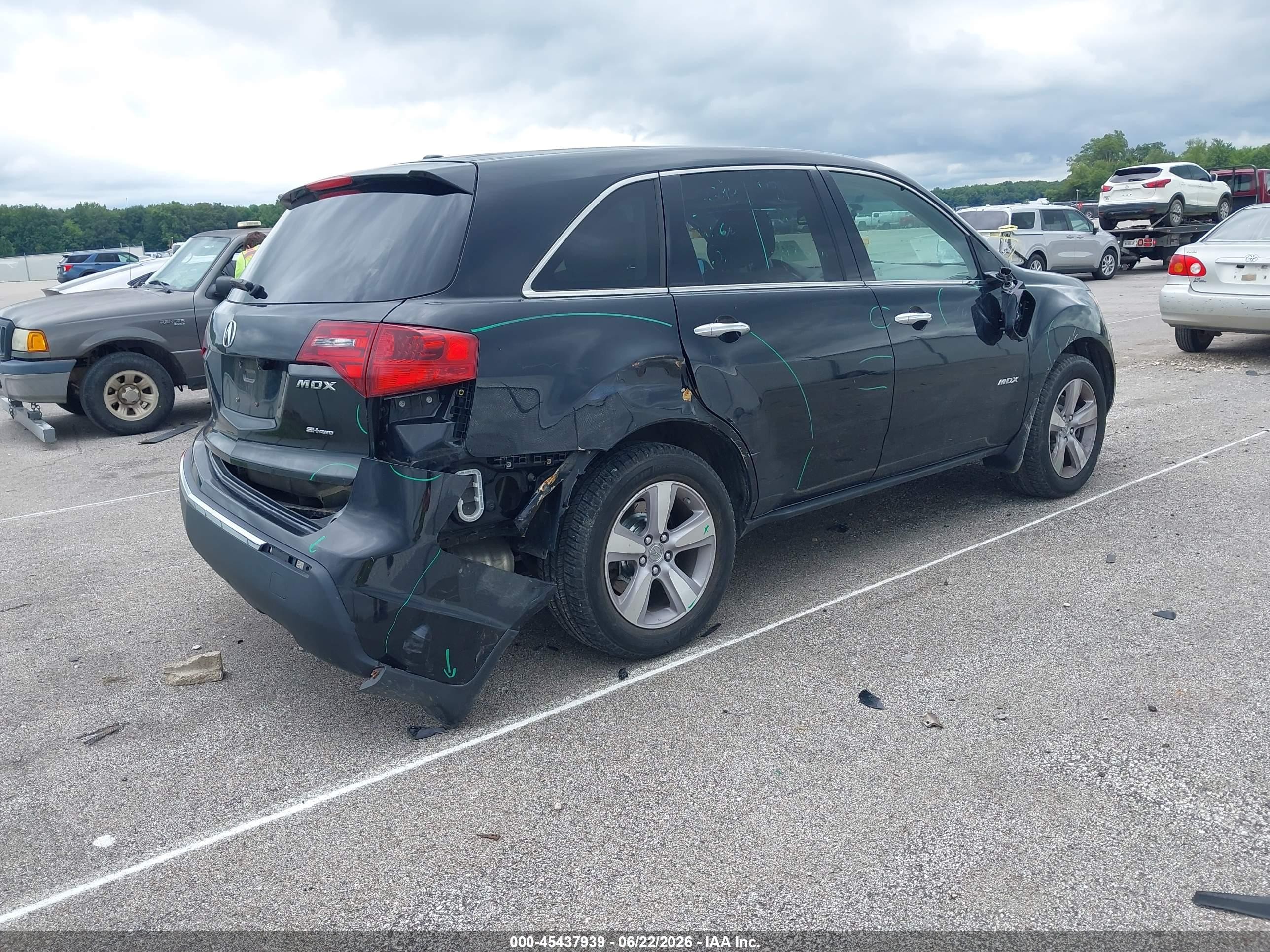 2013 Acura Mdx   Black vin: 2HNYD2H21DH506912