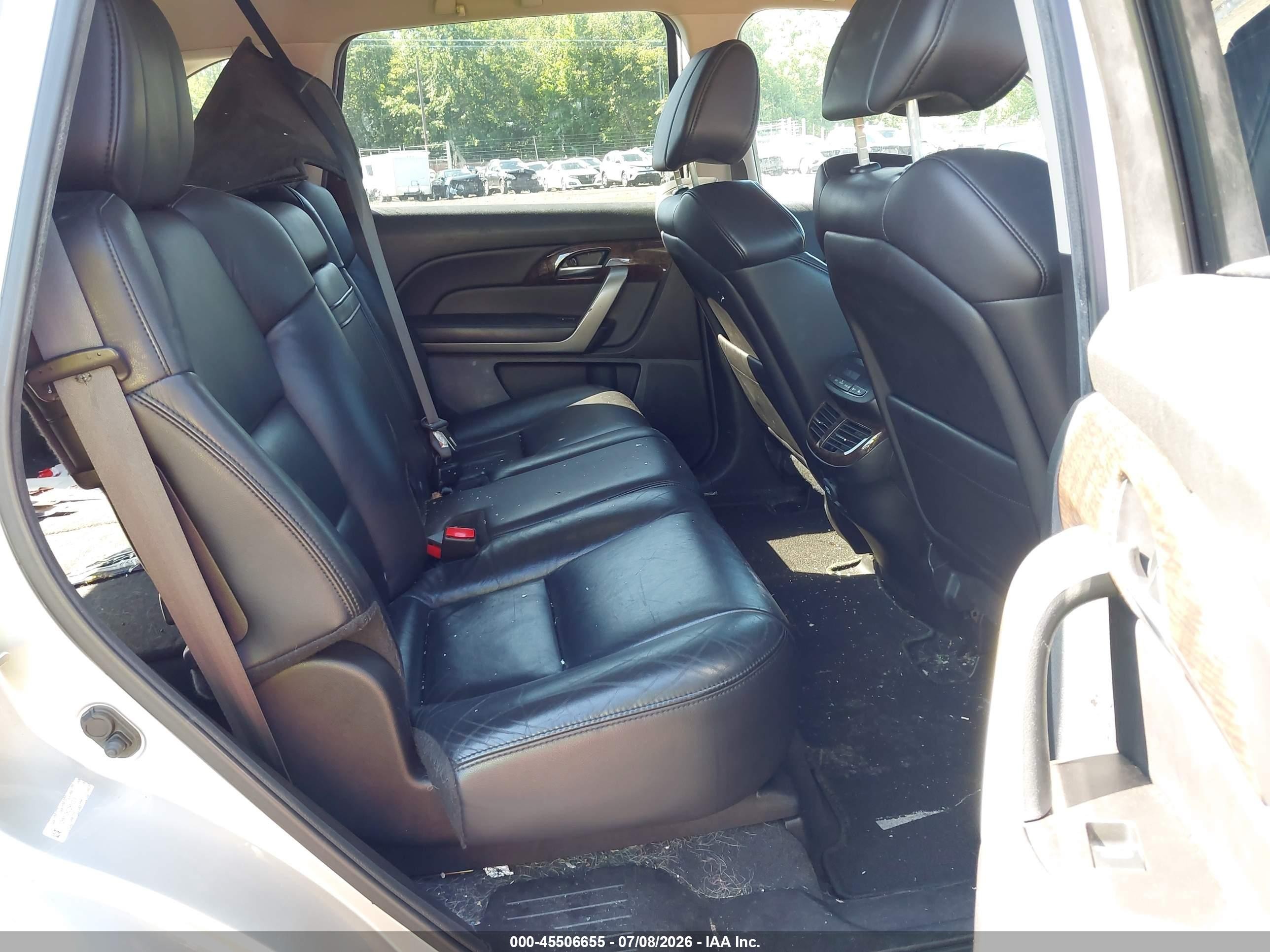 2013 Acura Mdx   Silver vin: 2HNYD2H21DH513018