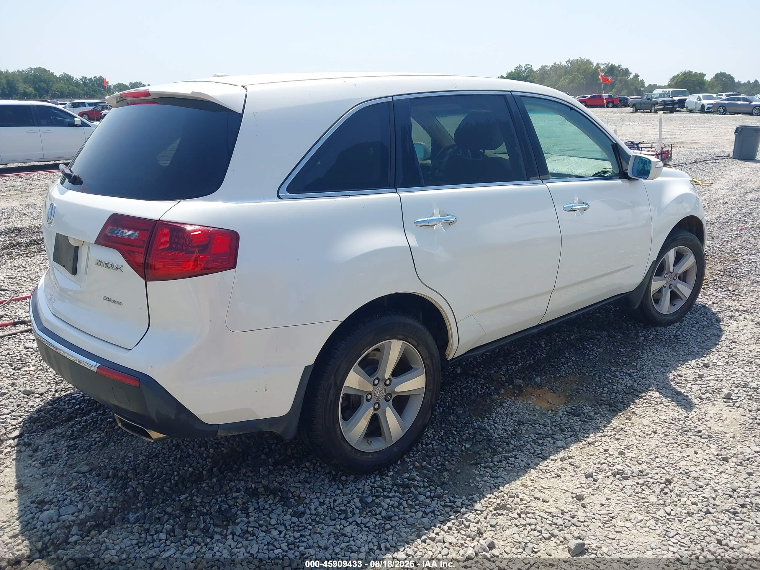2013 Acura Mdx   White vin: 2HNYD2H21DH519689