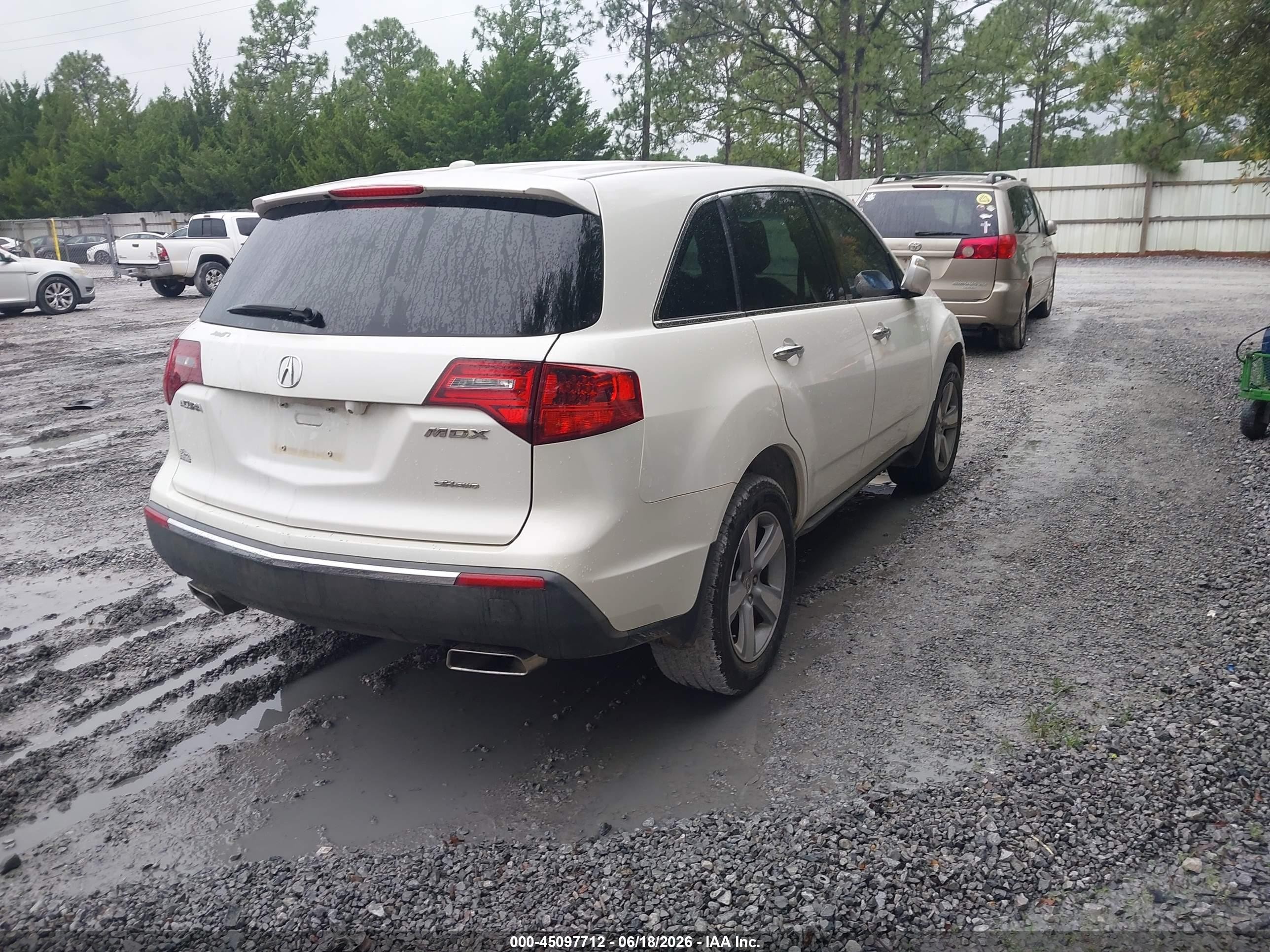 2010 Acura Mdx   White vin: 2HNYD2H22AH509376