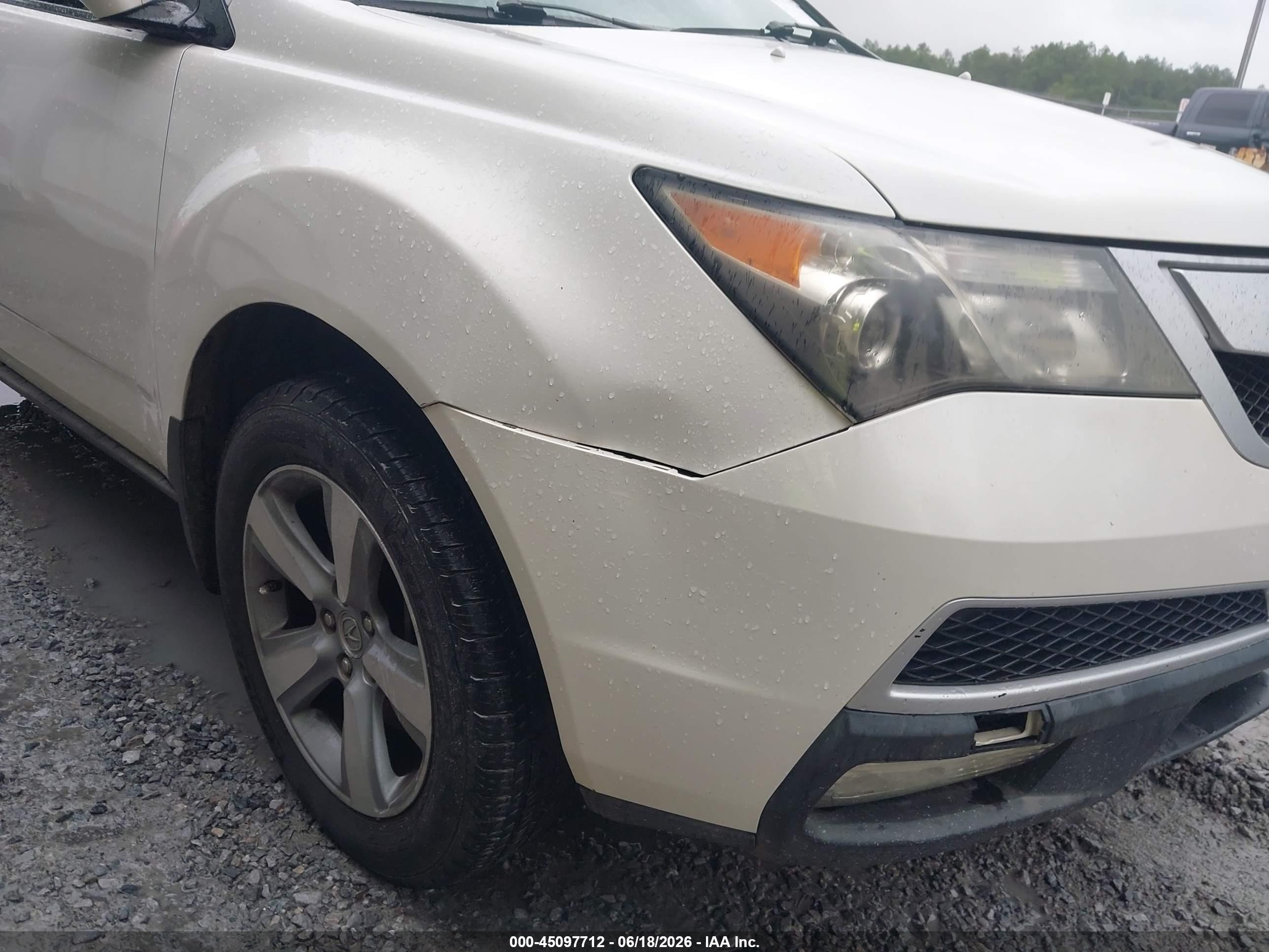 2010 Acura Mdx   White vin: 2HNYD2H22AH509376