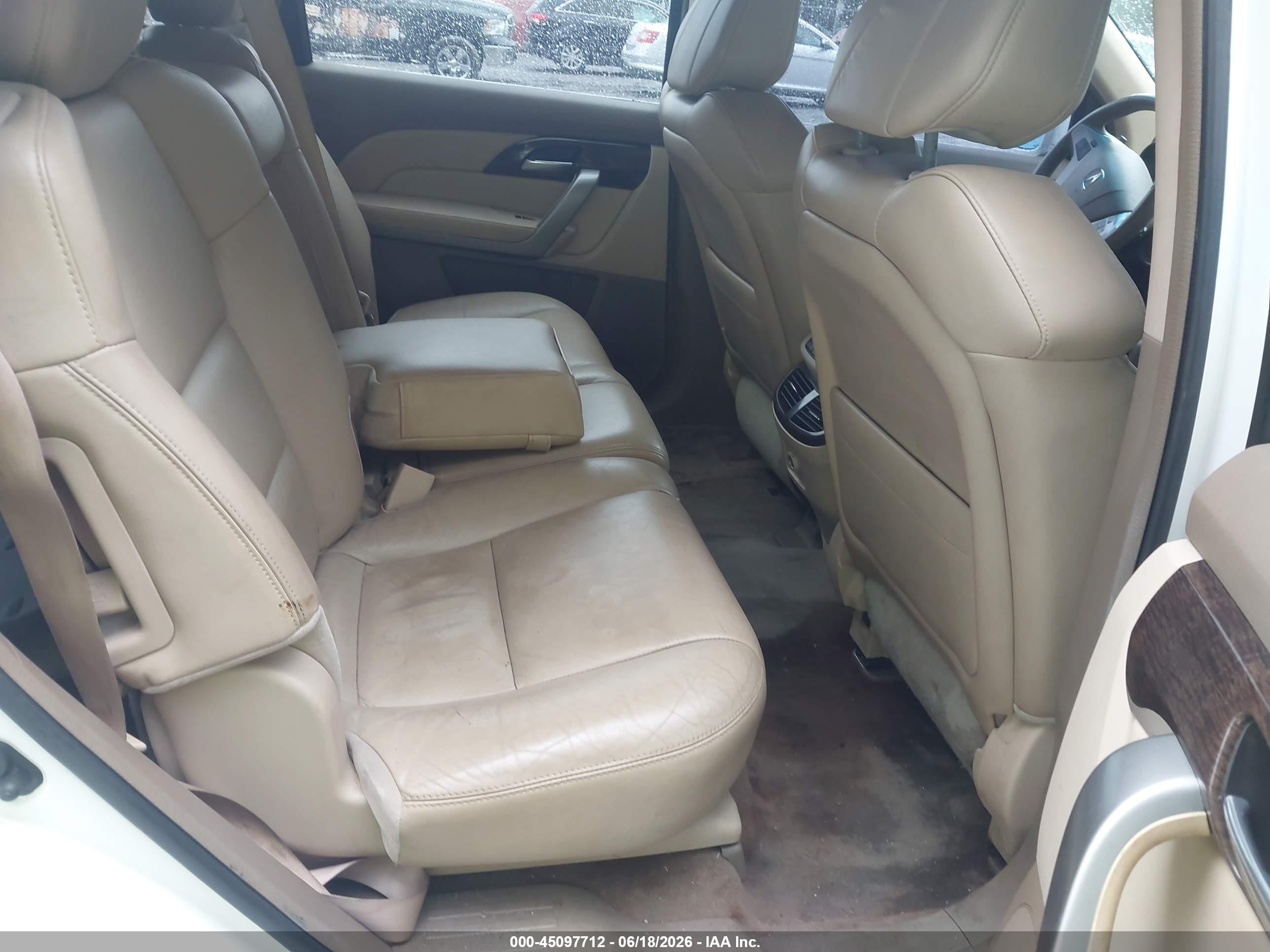 2010 Acura Mdx   White vin: 2HNYD2H22AH509376