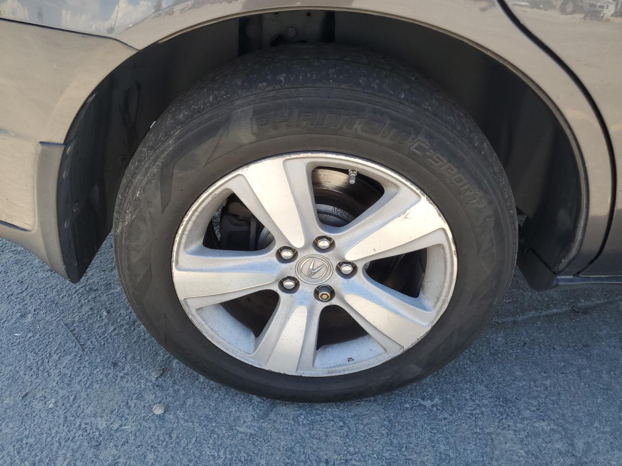 2011 Acura Mdx Gray vin: 2HNYD2H22BH508682 Damage: Right Rear Wheel, Curb Rash, > 12 Inches