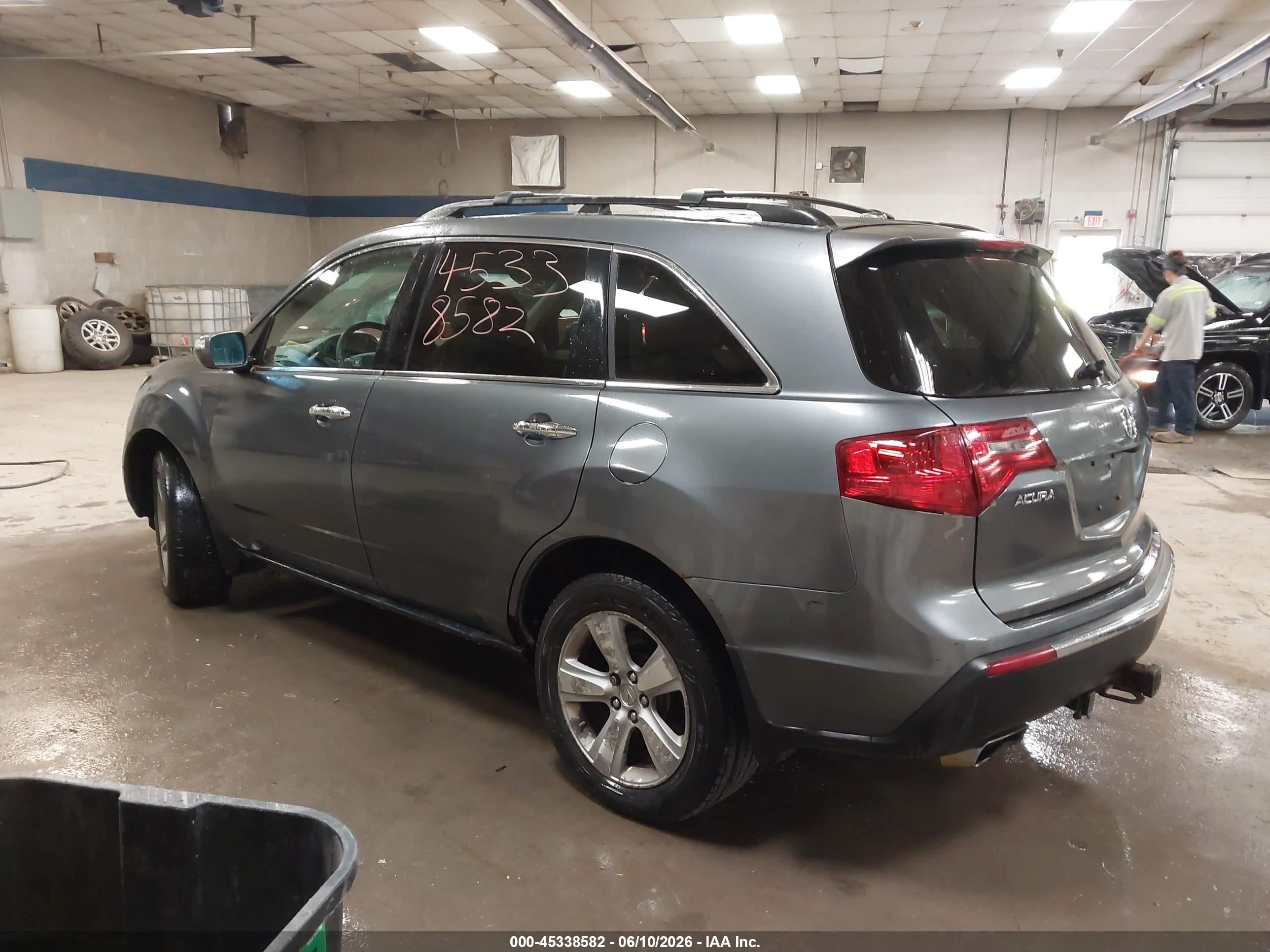 2011 Acura Mdx   Gray vin: 2HNYD2H22BH528351