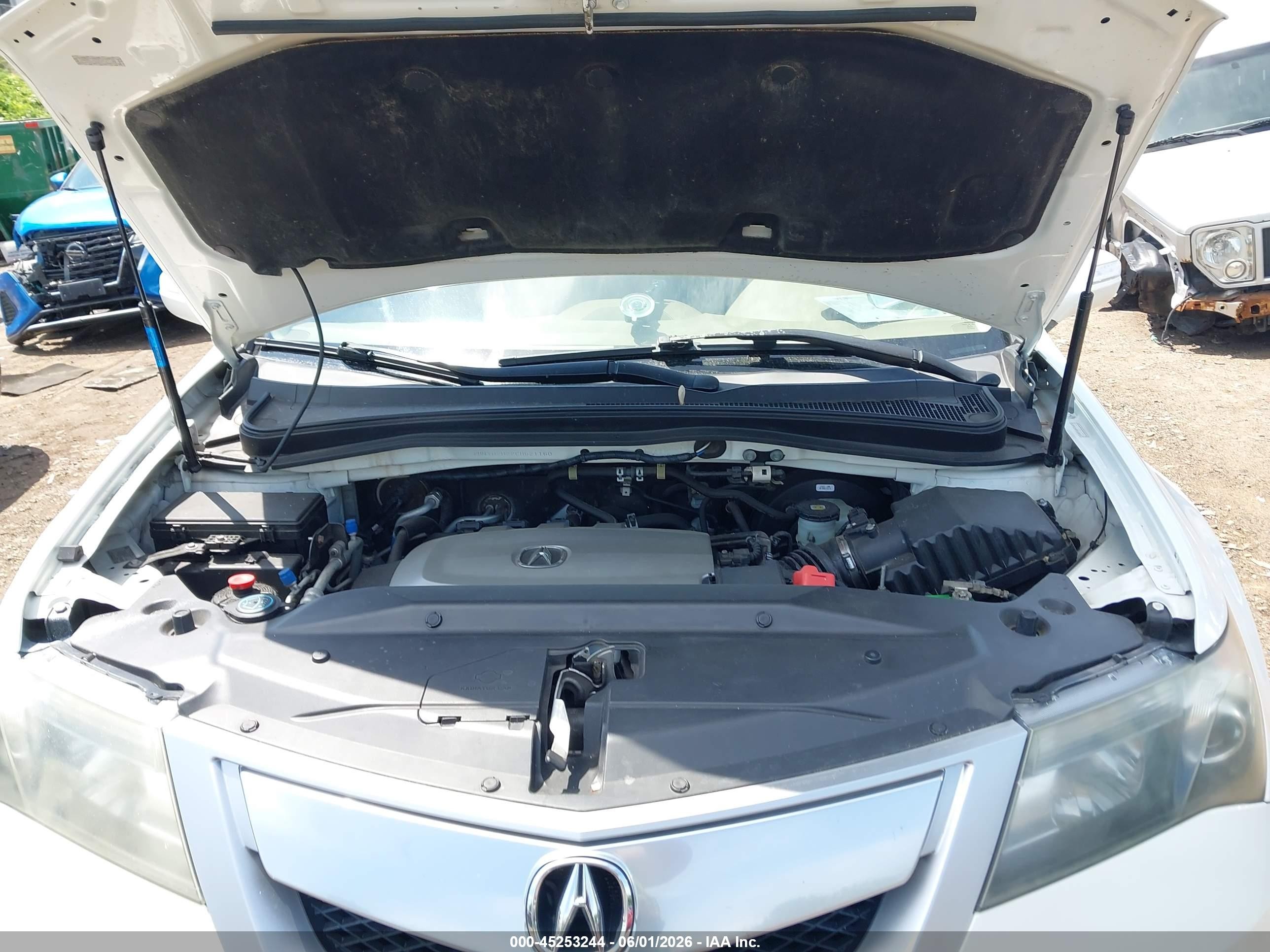 2012 Acura Mdx   White vin: 2HNYD2H22CH521160