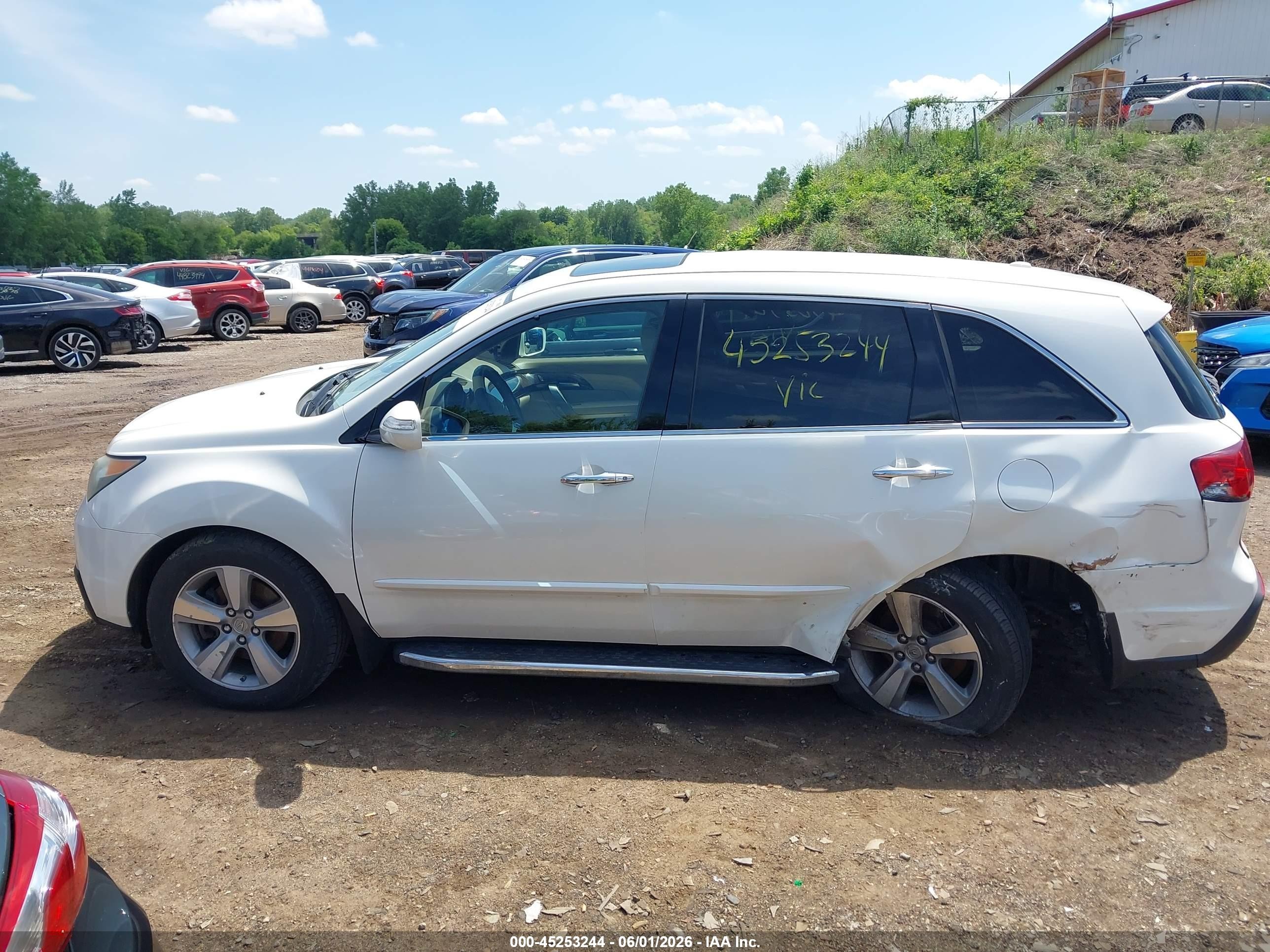 2012 Acura Mdx   White vin: 2HNYD2H22CH521160