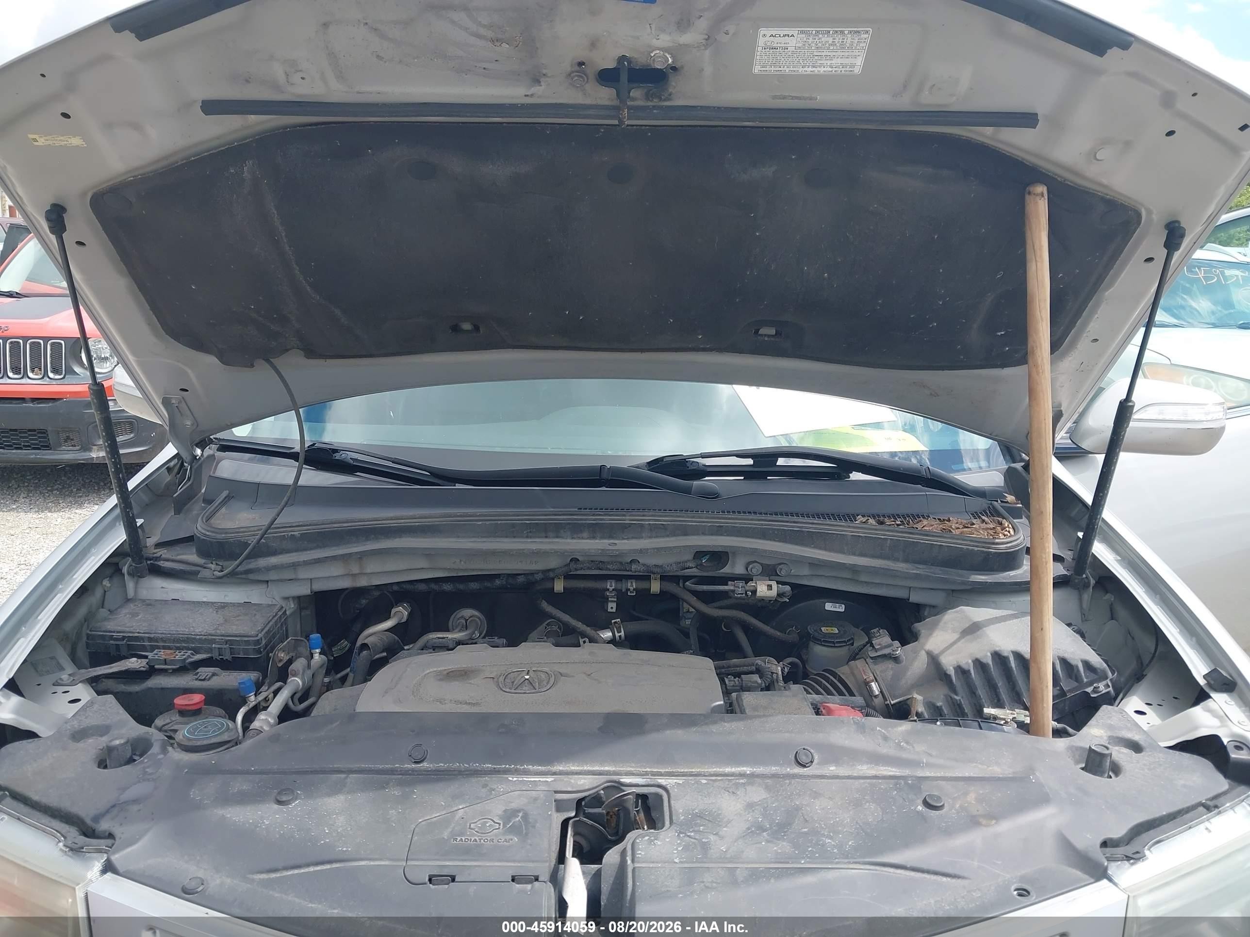 2012 Acura Mdx   Silver vin: 2HNYD2H22CH539142