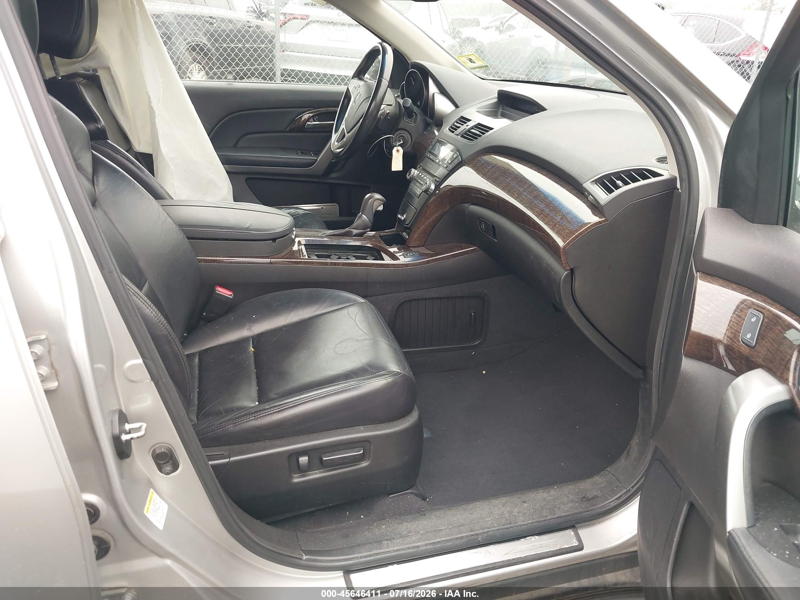2010 Acura Mdx   Champagne vin: 2HNYD2H26AH500745