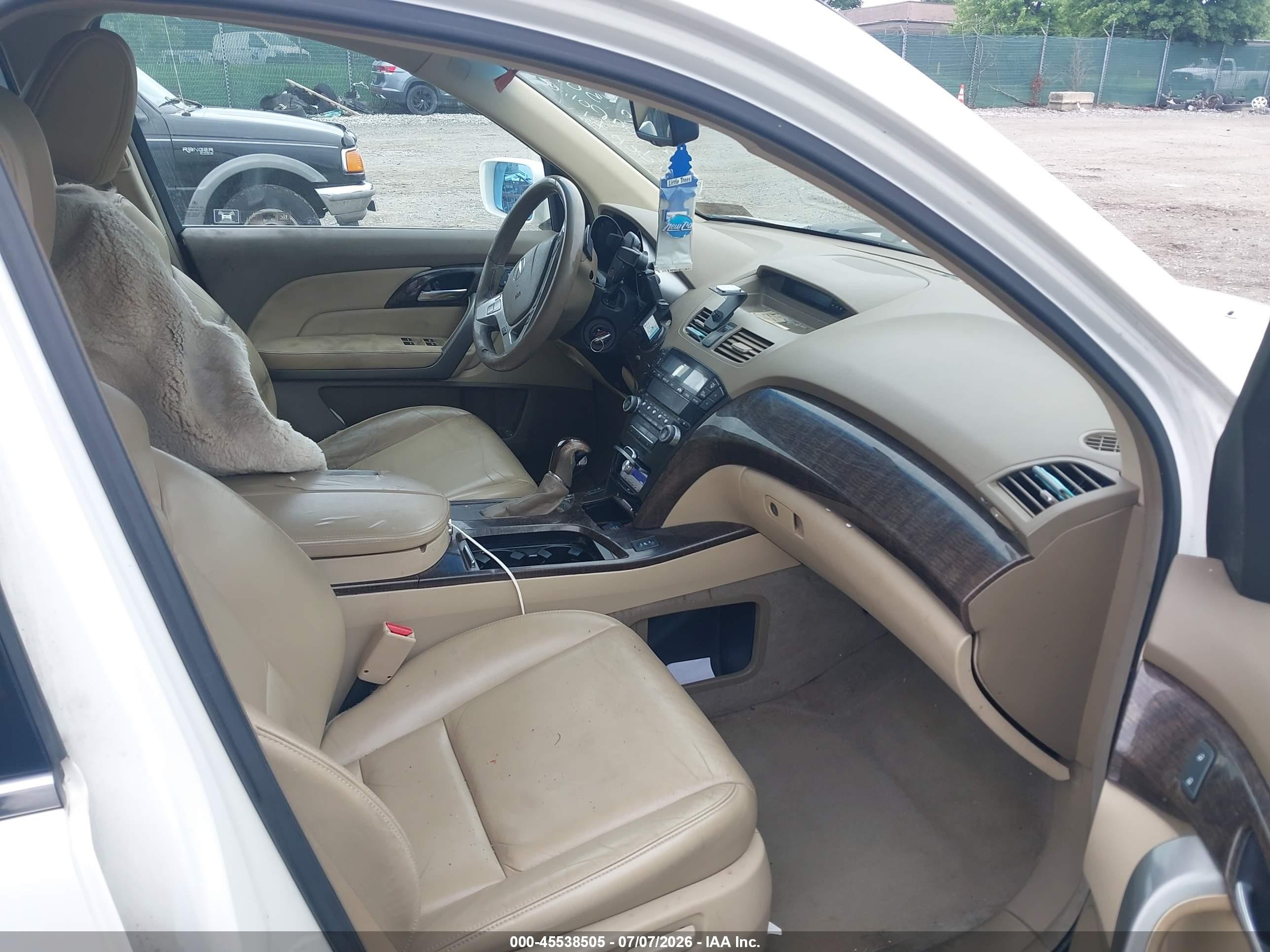 2010 Acura Mdx   White vin: 2HNYD2H26AH504388