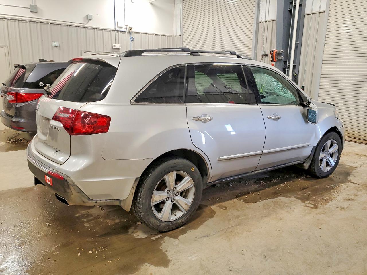 2013 Acura Mdx Silver vin: 2HNYD2H26DH501625