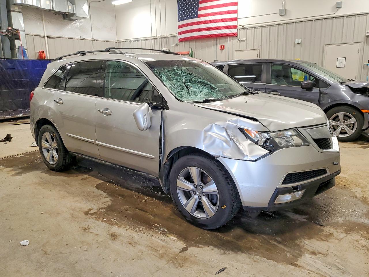 2013 Acura Mdx Silver vin: 2HNYD2H26DH501625