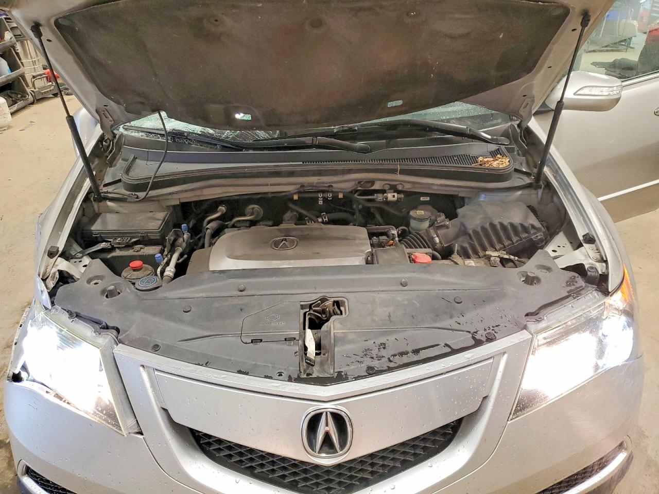 2013 Acura Mdx Silver vin: 2HNYD2H26DH501625