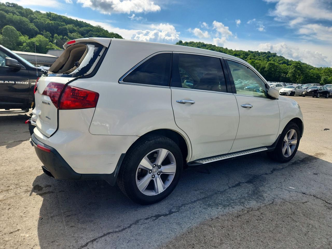 2013 Acura Mdx White vin: 2HNYD2H26DH520904