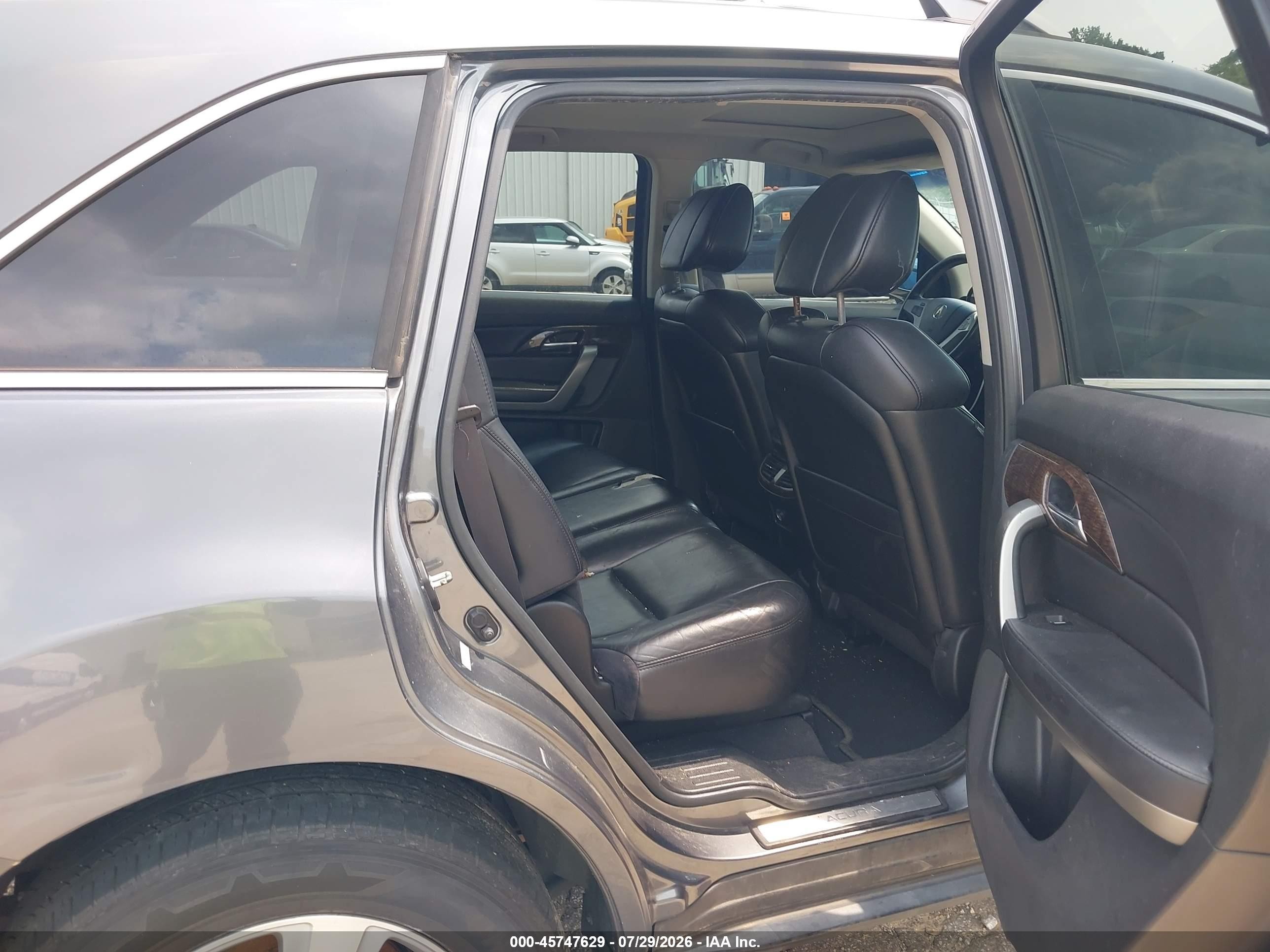 2010 Acura Mdx   Black vin: 2HNYD2H27AH528098