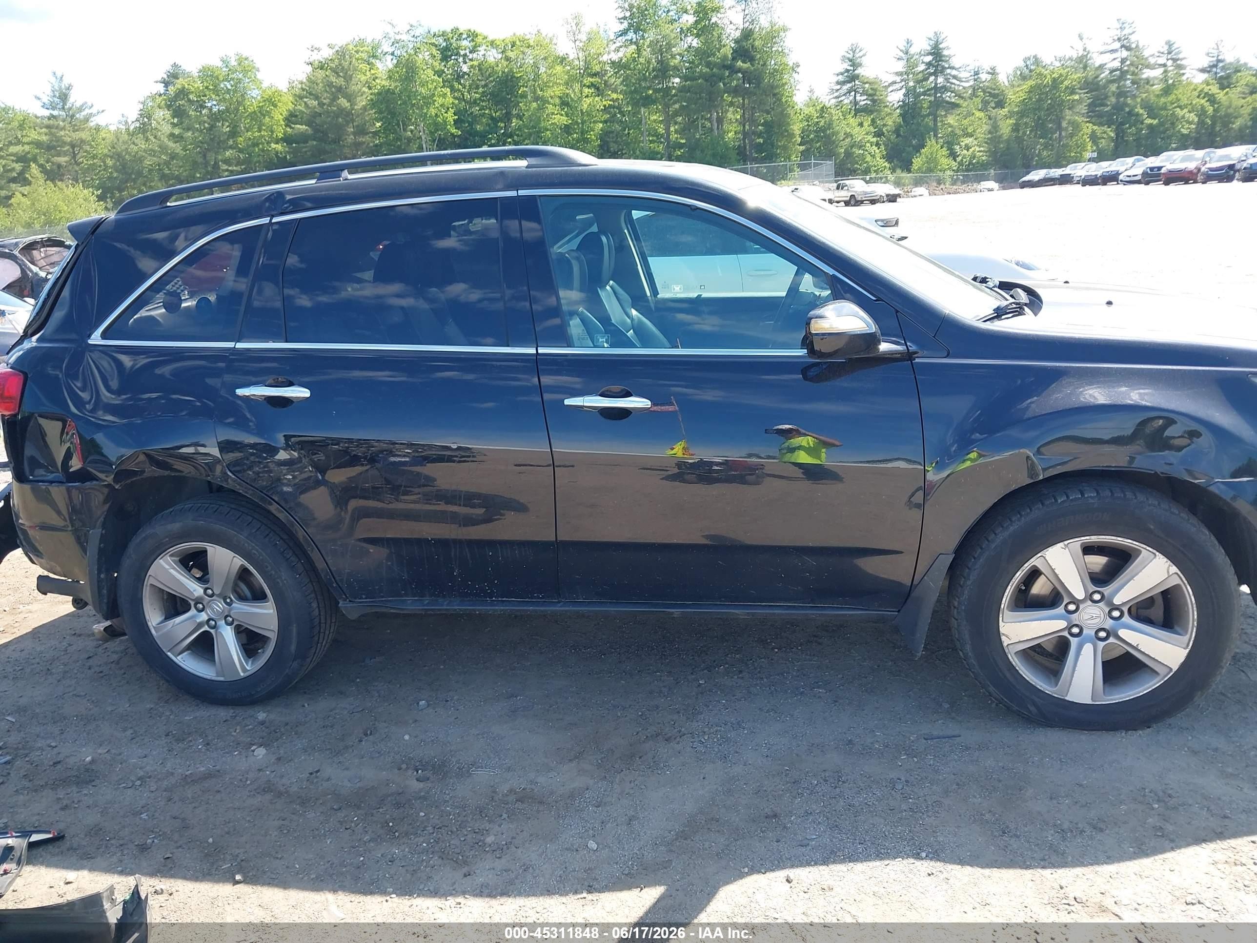 2011 Acura Mdx   Black vin: 2HNYD2H27BH544514