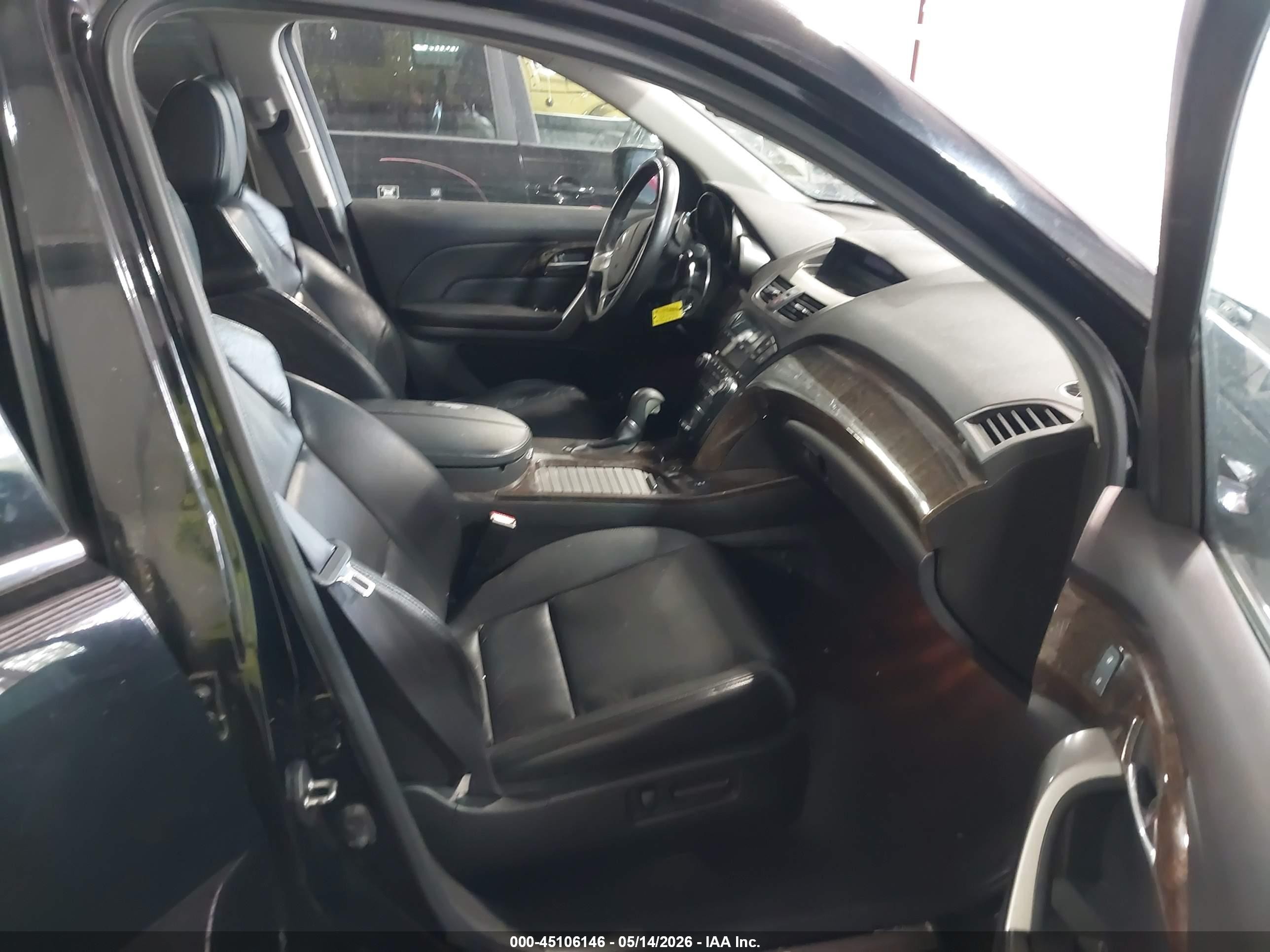 2010 Acura Mdx   Black vin: 2HNYD2H28AH504263
