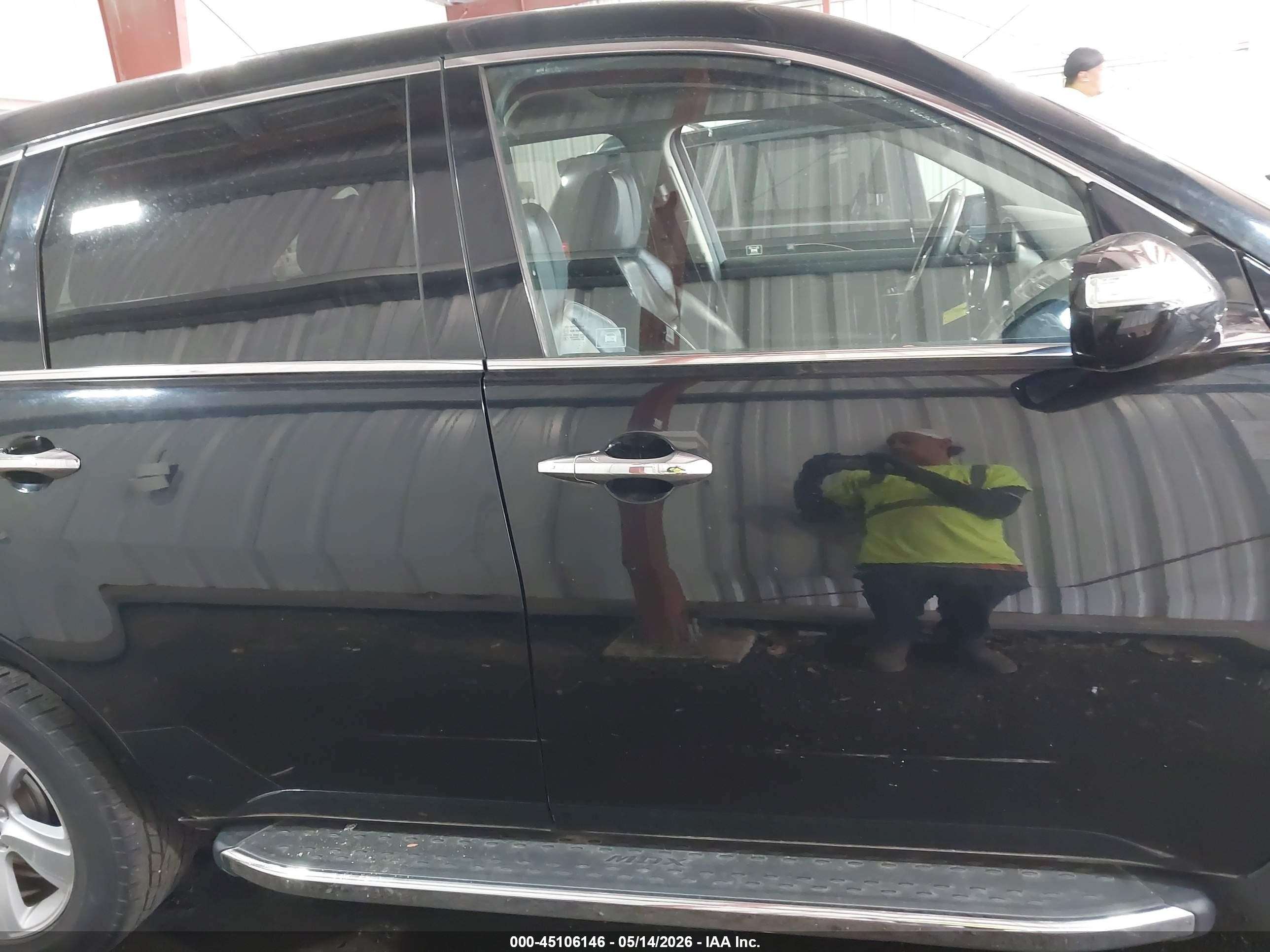 2010 Acura Mdx   Black vin: 2HNYD2H28AH504263