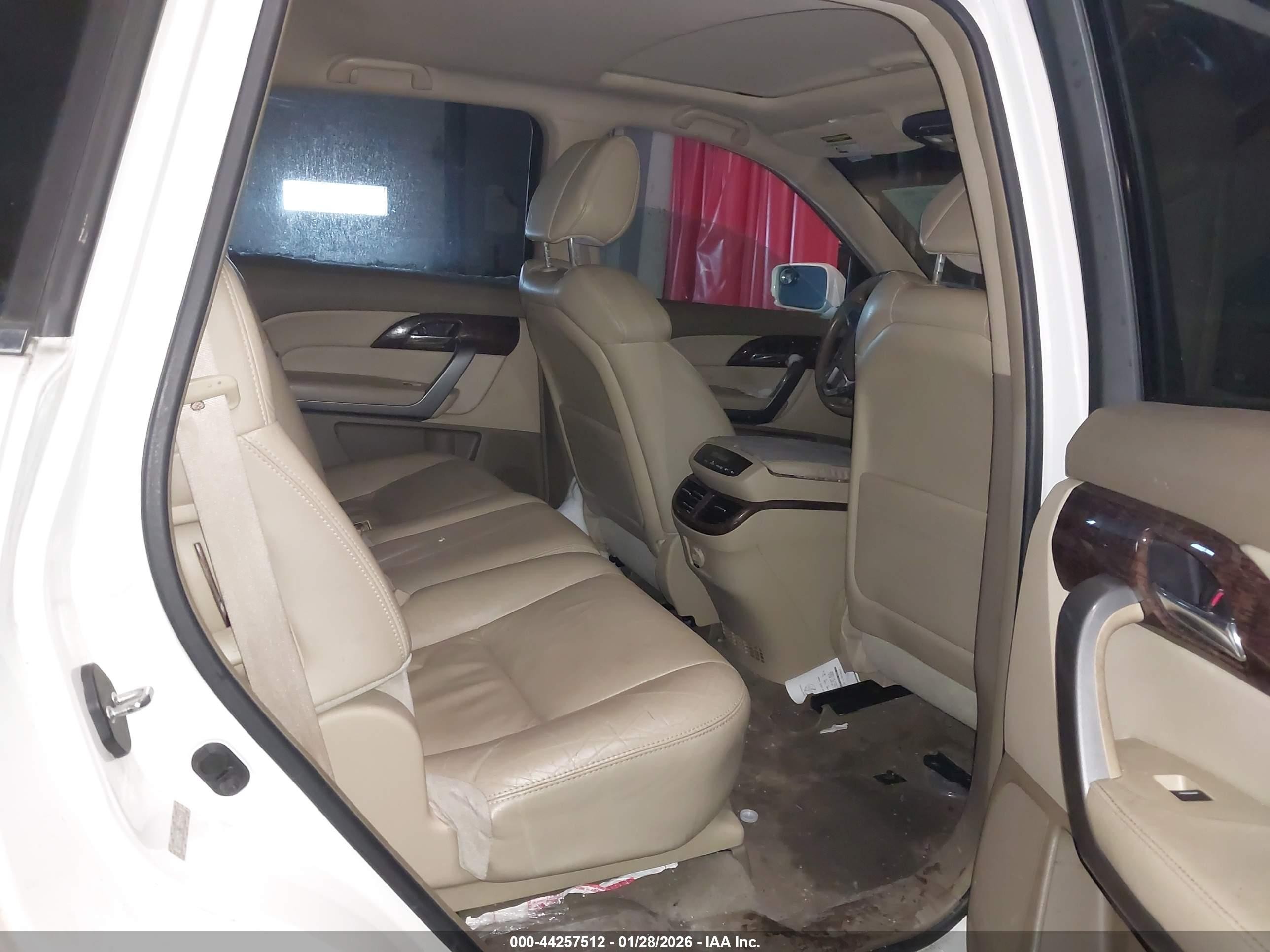 2011 Acura Mdx   White vin: 2HNYD2H28BH525213