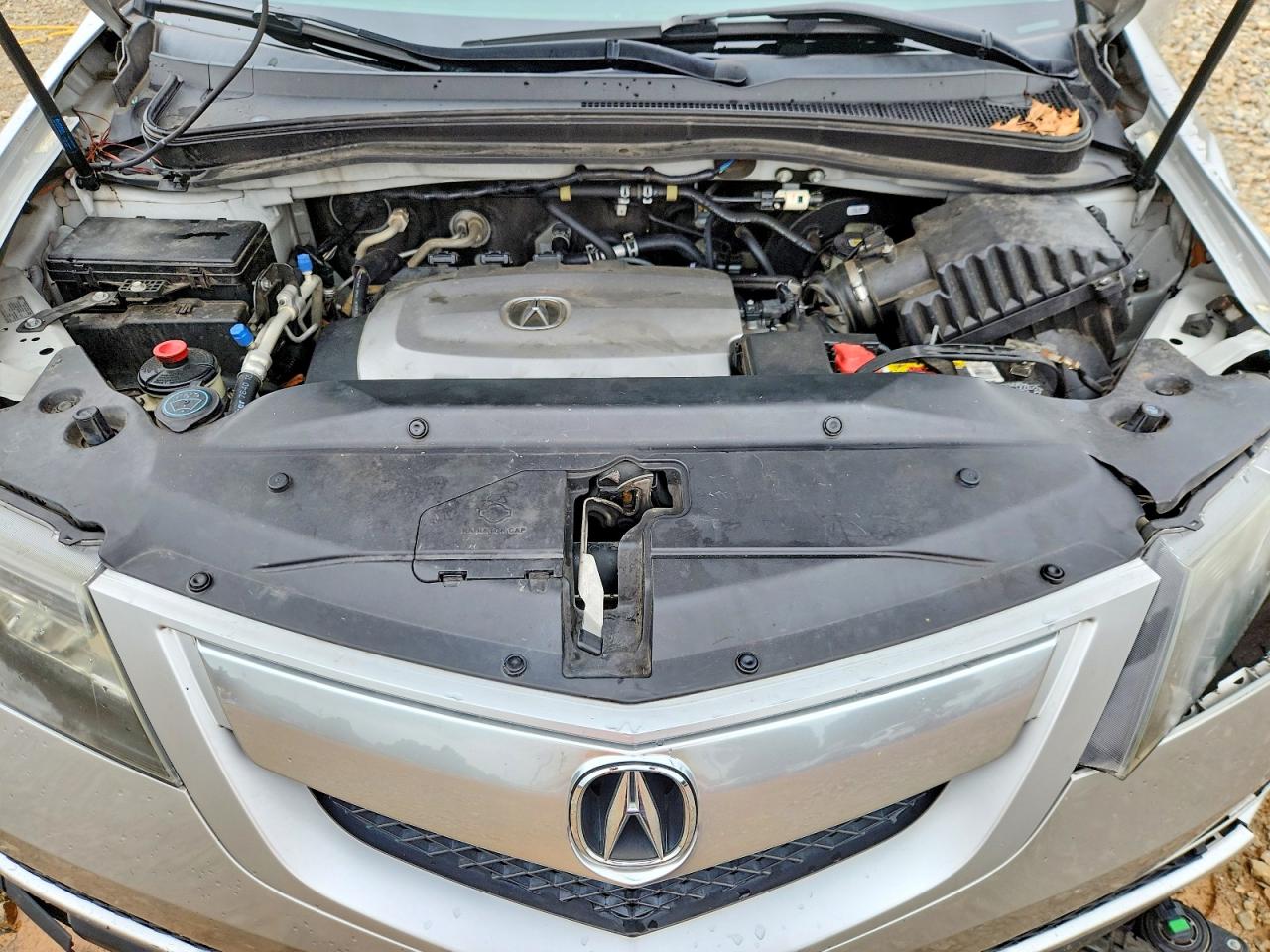 2013 Acura Mdx Silver vin: 2HNYD2H28DH512108
