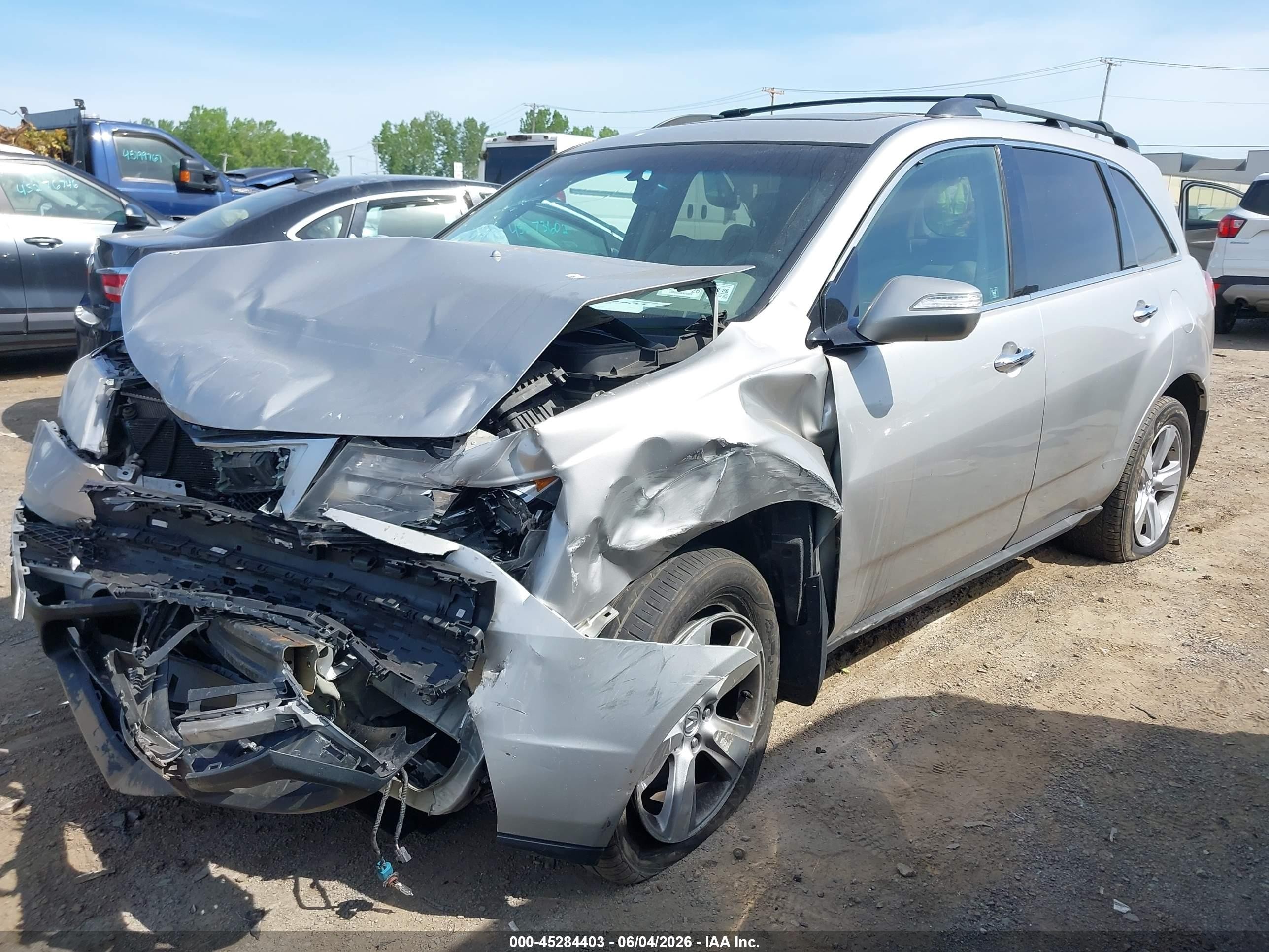 2010 Acura Mdx   Silver vin: 2HNYD2H2XAH533800