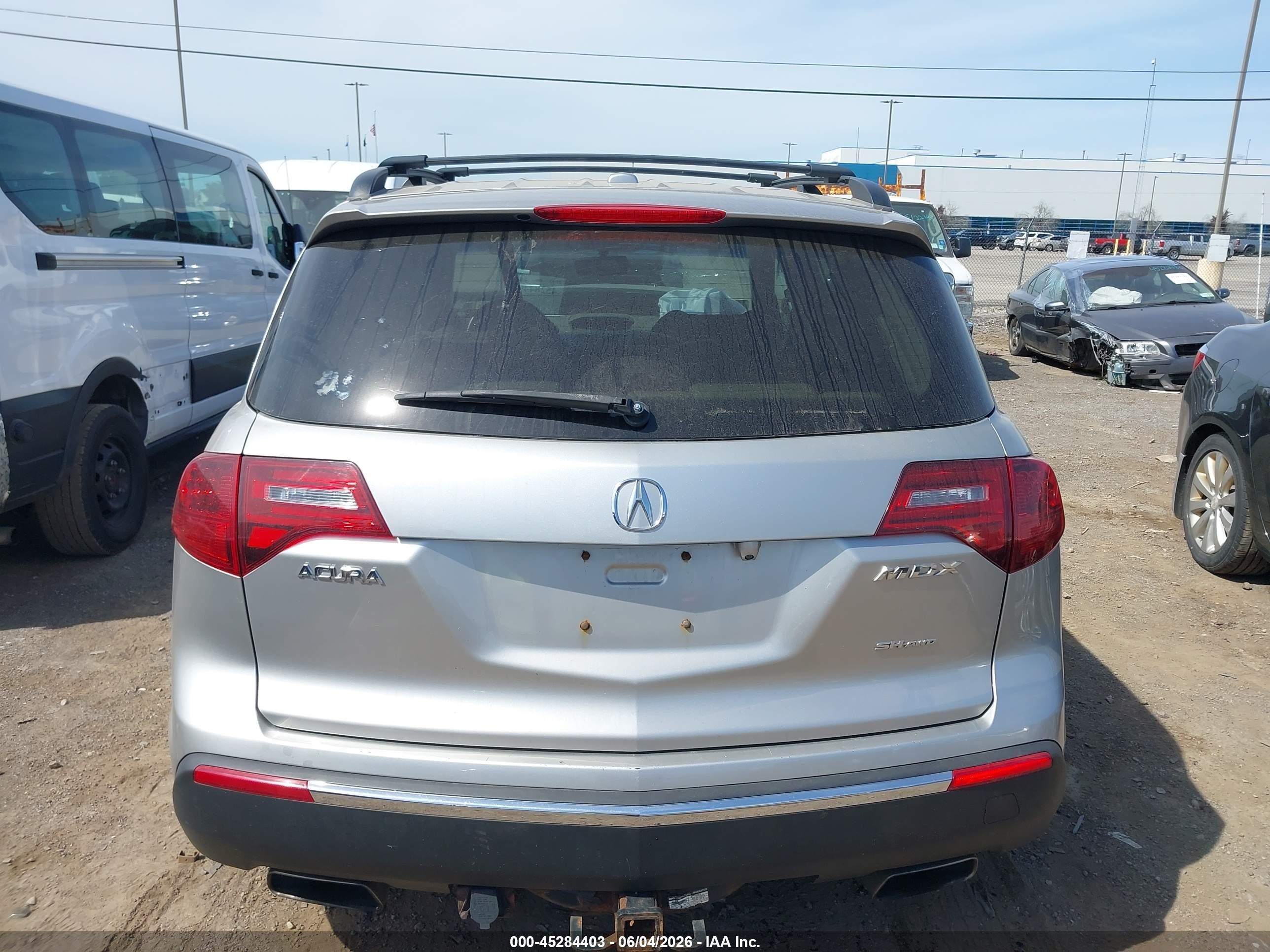 2010 Acura Mdx   Silver vin: 2HNYD2H2XAH533800