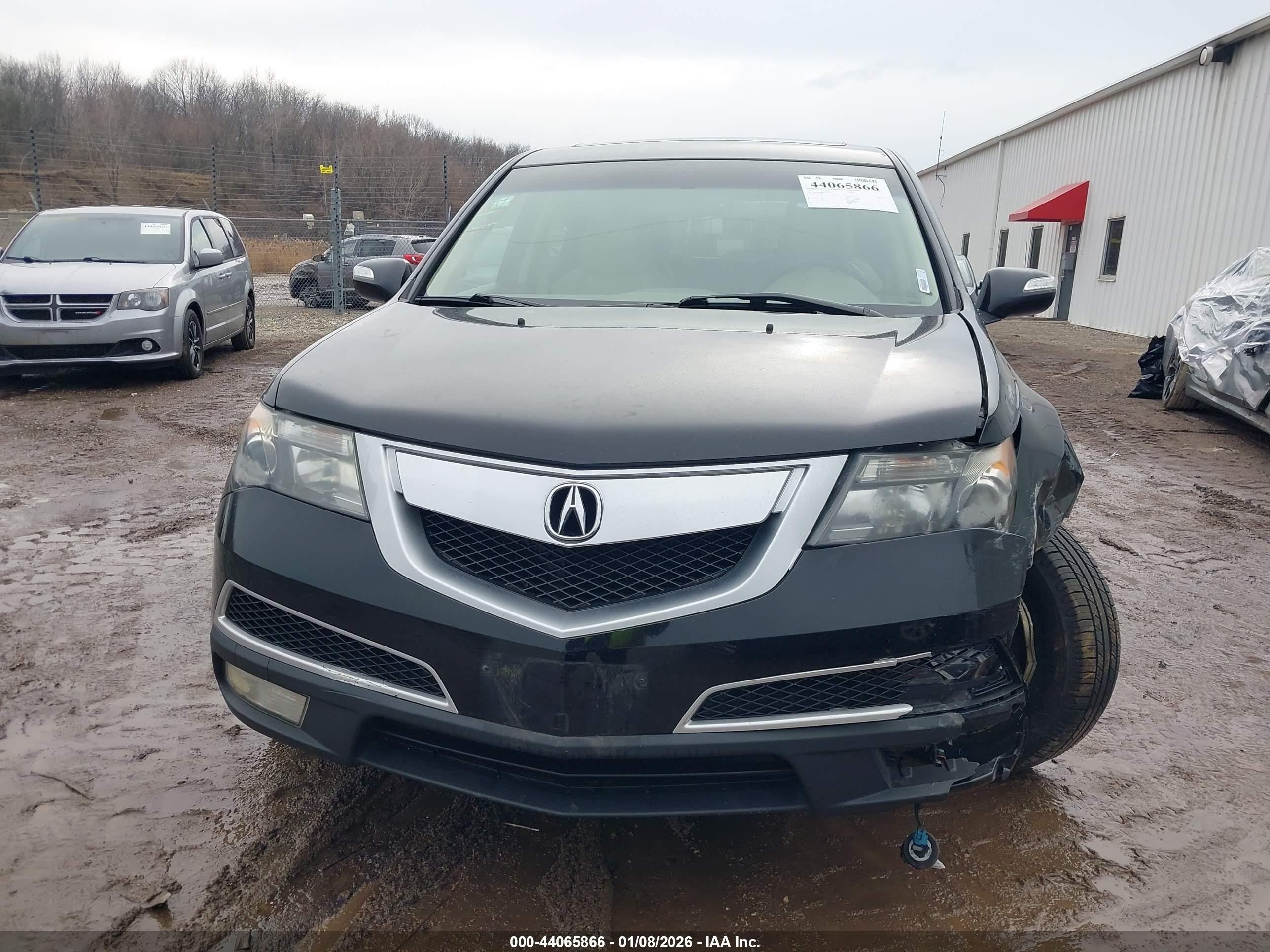 2012 Acura Mdx   Black vin: 2HNYD2H2XCH529460