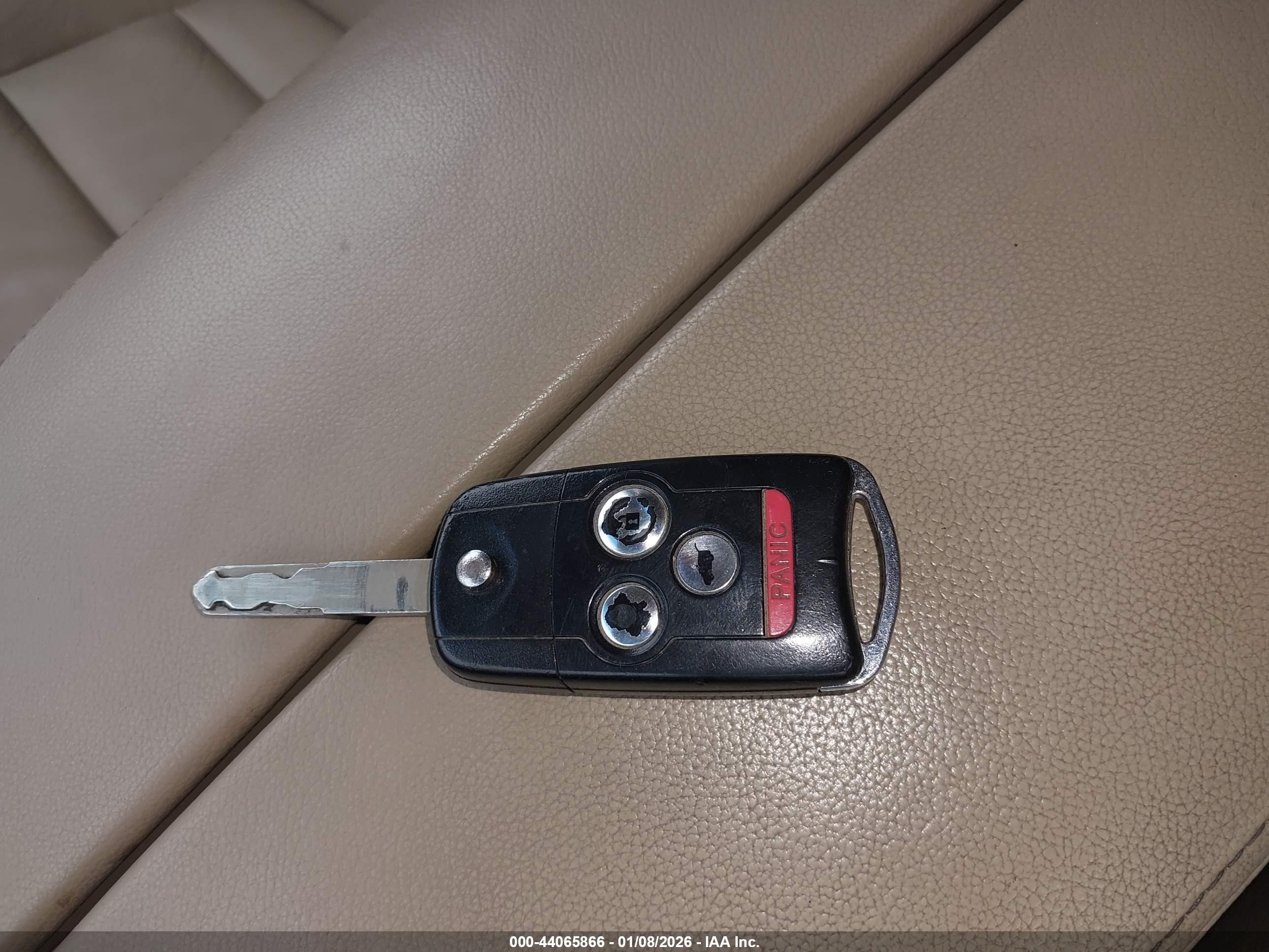 2012 Acura Mdx   Black vin: 2HNYD2H2XCH529460