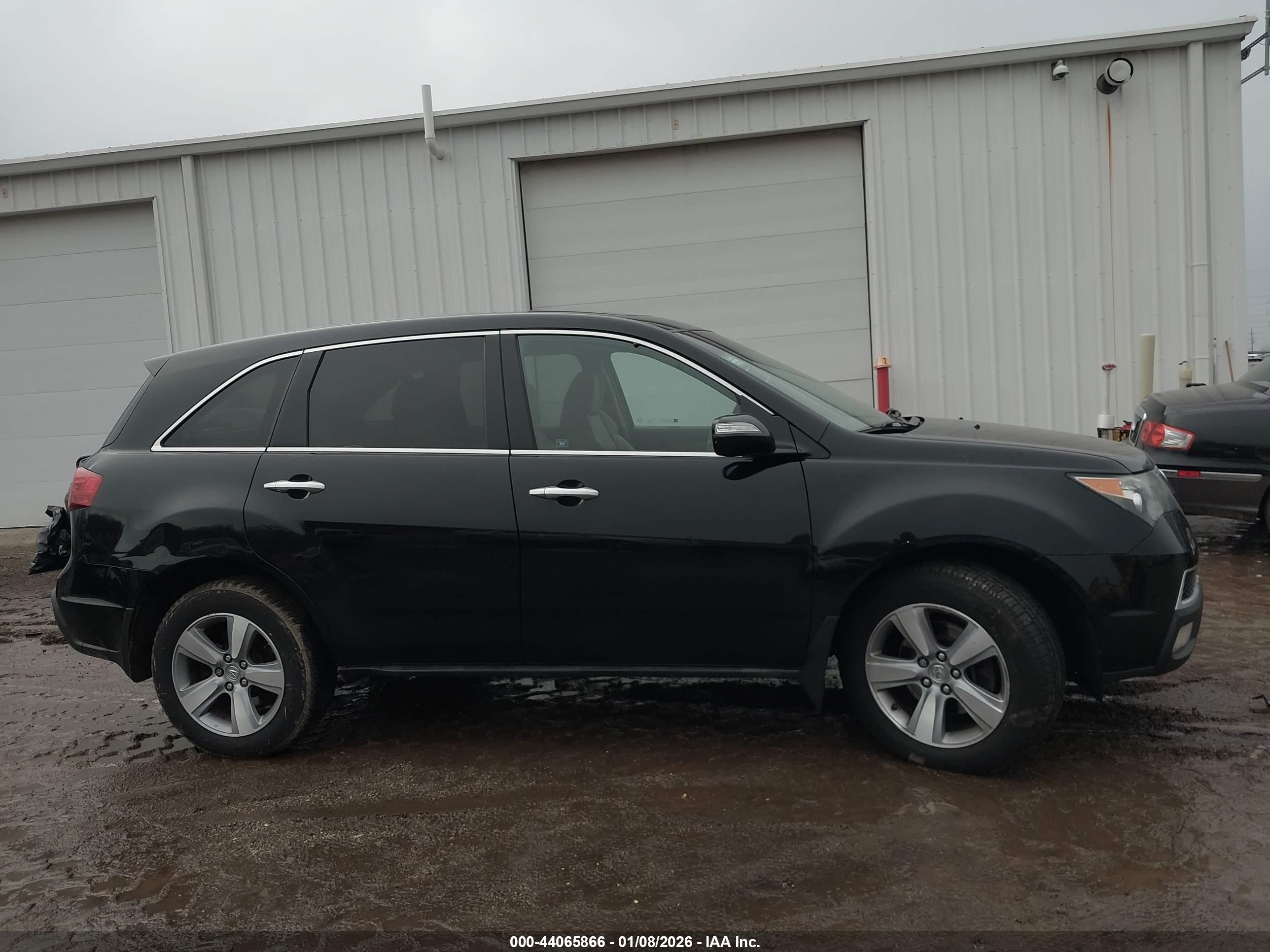 2012 Acura Mdx   Black vin: 2HNYD2H2XCH529460