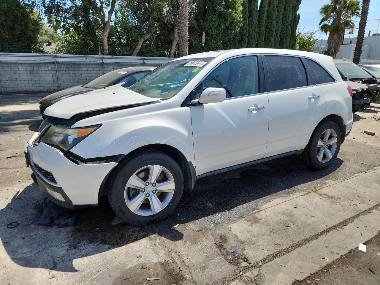 2012 Acura Mdx Technology White vin: 2HNYD2H34CH531875 Damage: Left Front Tire, Worn, Replacement Required