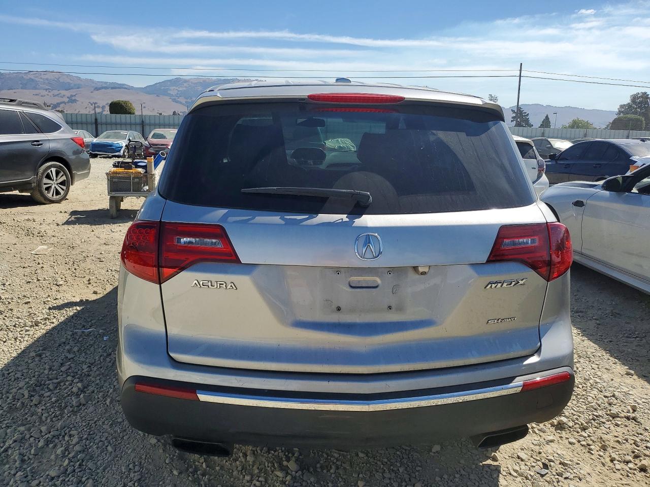 2011 Acura Mdx Technology Silver vin: 2HNYD2H44BH530636