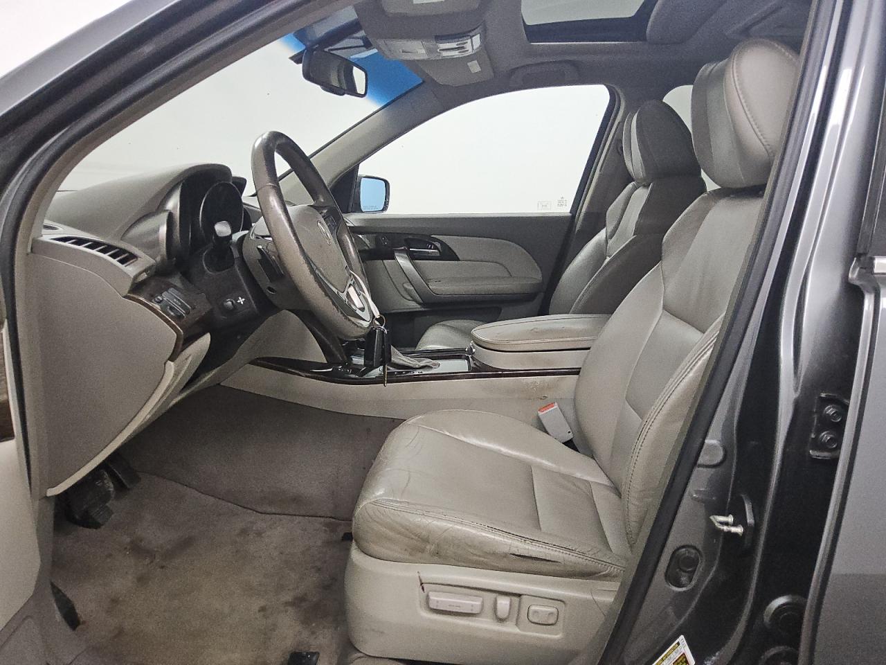 2011 Acura Mdx Technology Gray vin: 2HNYD2H45BH540334 Damage: Left Front Carpet, Stained, Permanent