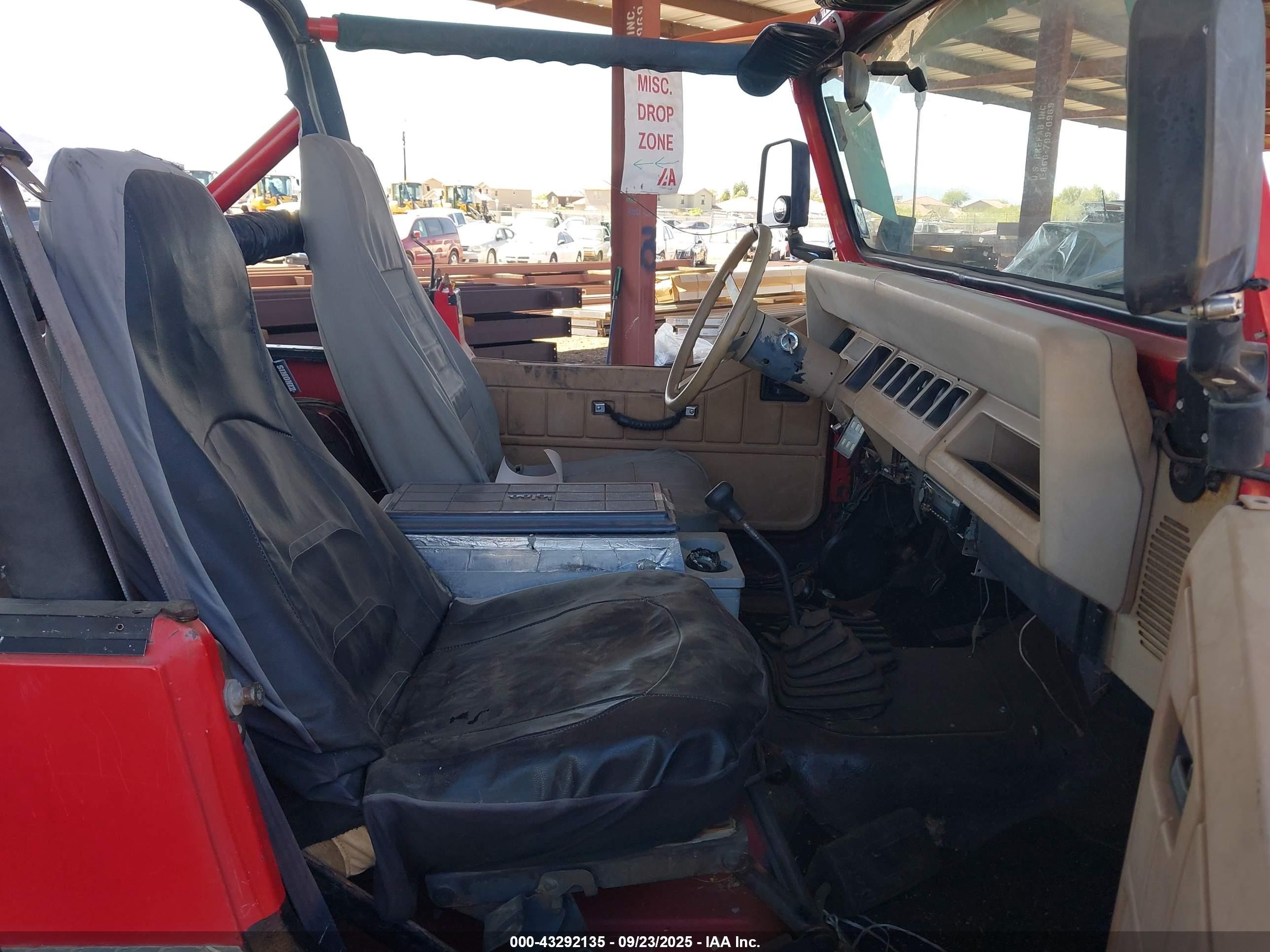 1989 Jeep Wrangler / Yj   Red vin: 2J4FY19E2KJ126417