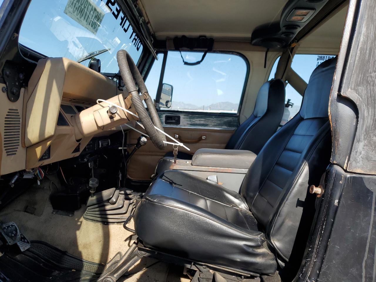 1989 Jeep Wrangler / Yj Черный vin: 2J4FY19E6KJ113346