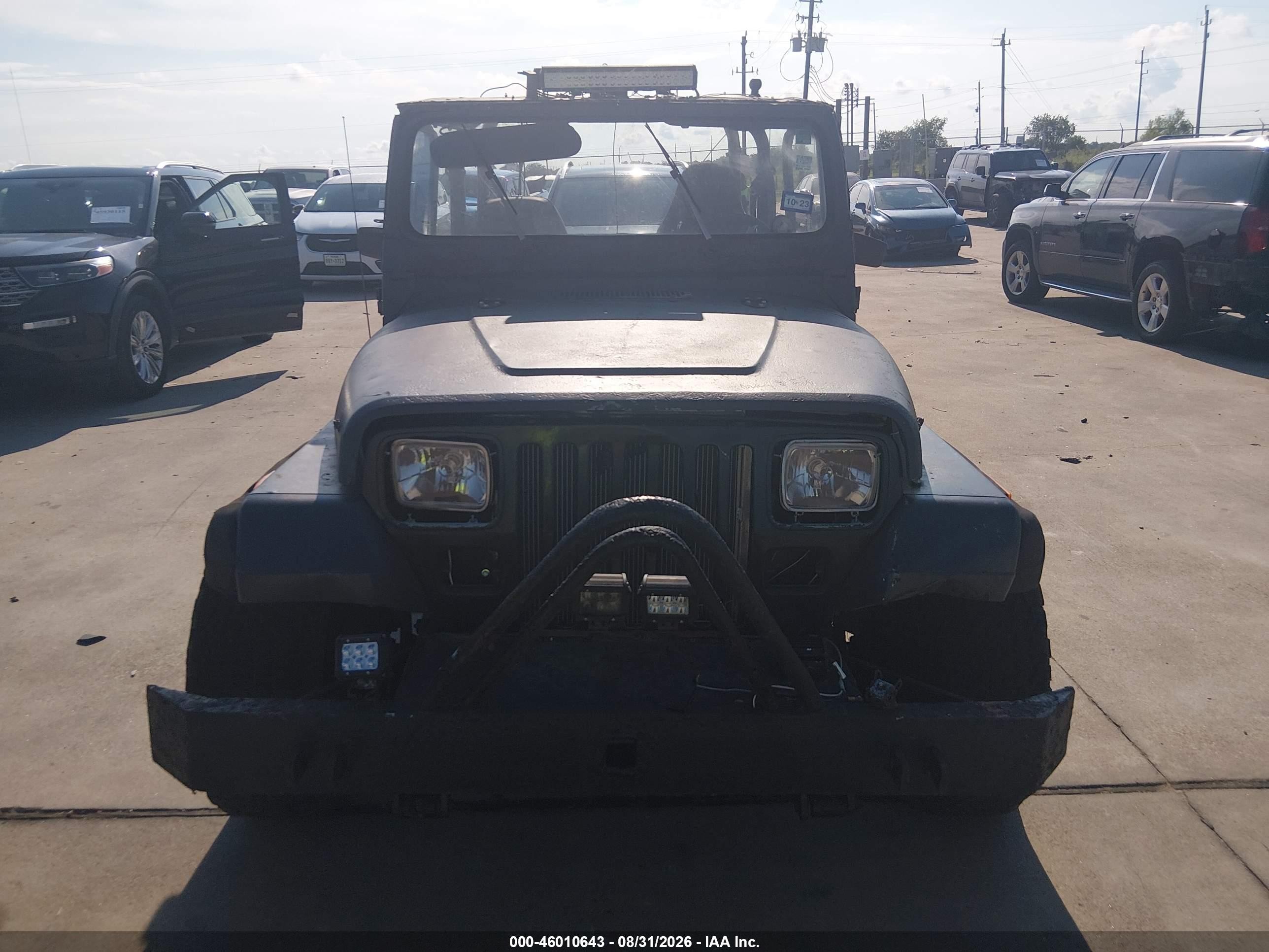 1992 Jeep Wrangler / Yj S Gray vin: 2J4FY19P1NJ530850