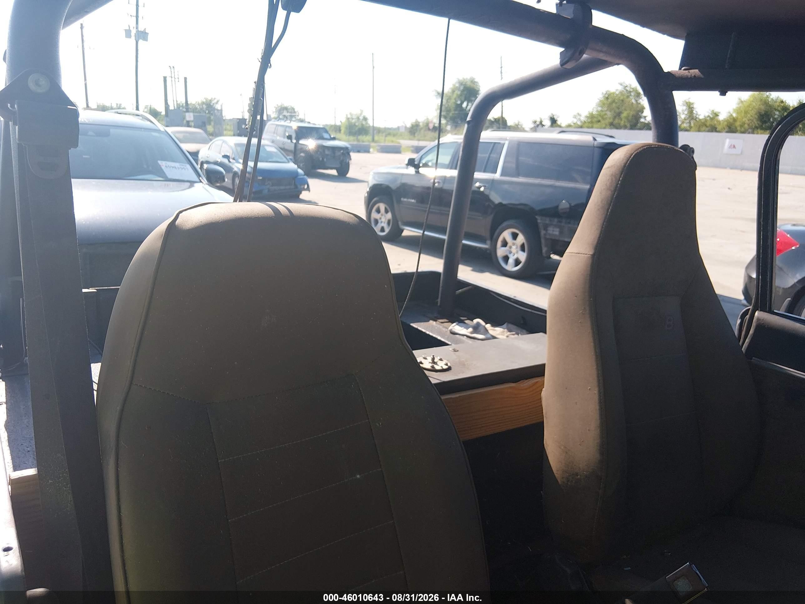 1992 Jeep Wrangler / Yj S Gray vin: 2J4FY19P1NJ530850