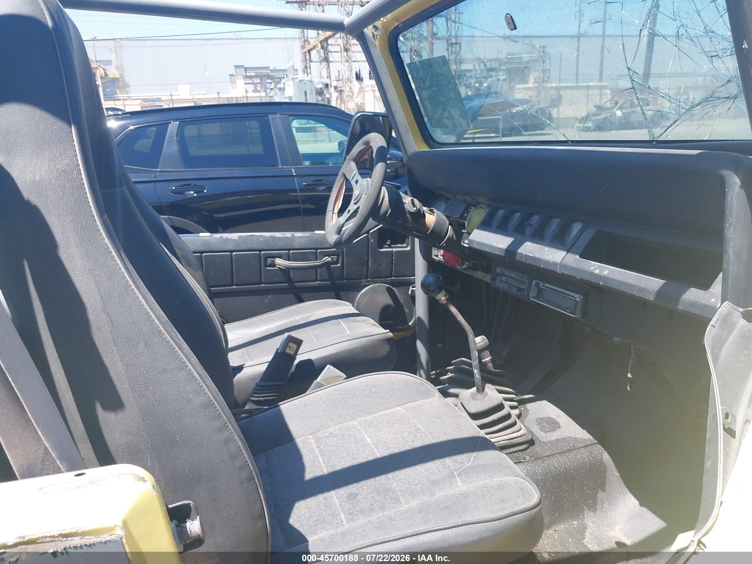 1992 Jeep Wrangler / Yj S Yellow vin: 2J4FY19P2NJ509568