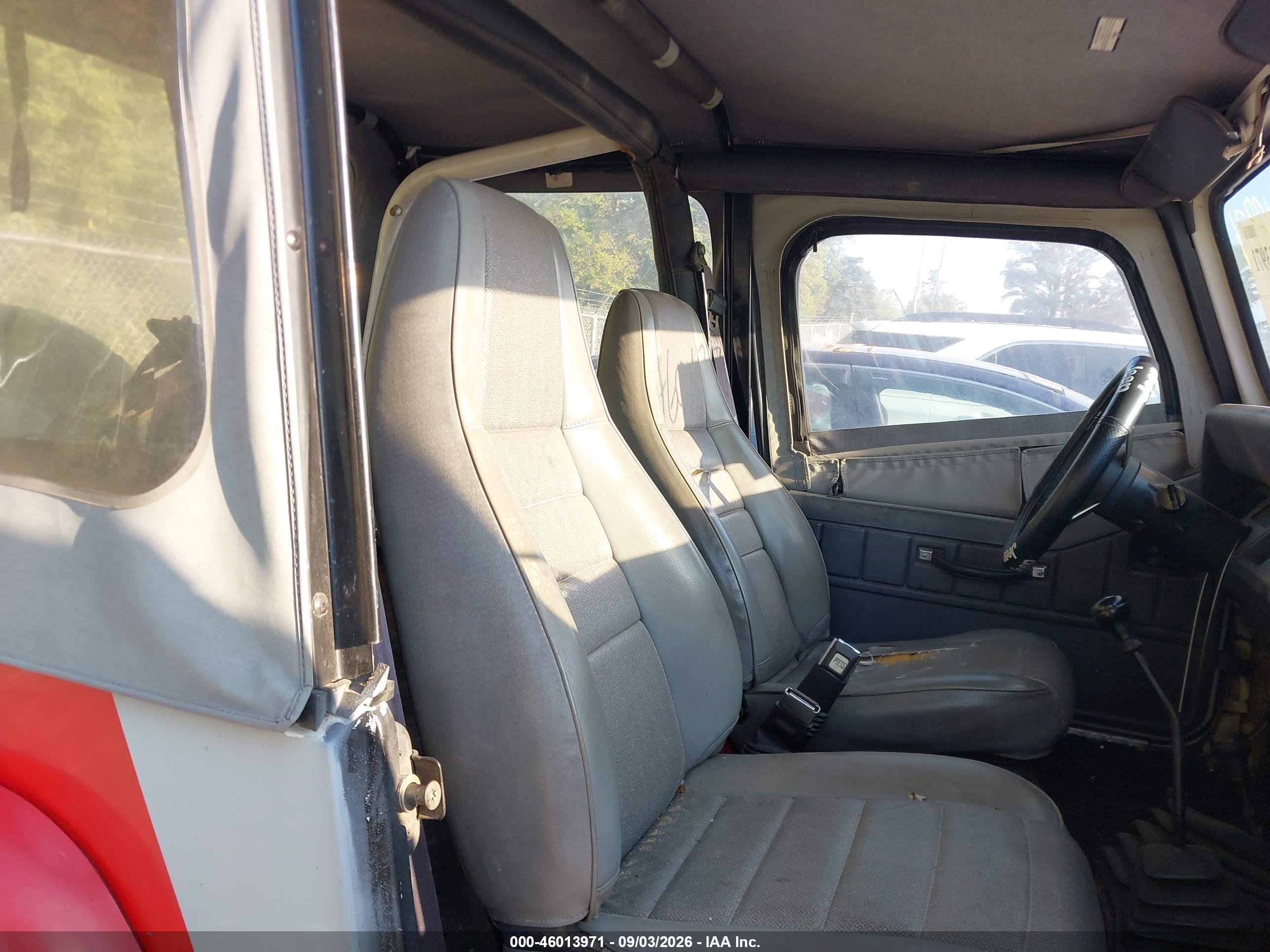 1992 Jeep Wrangler / Yj S Red vin: 2J4FY19P3NJ518344