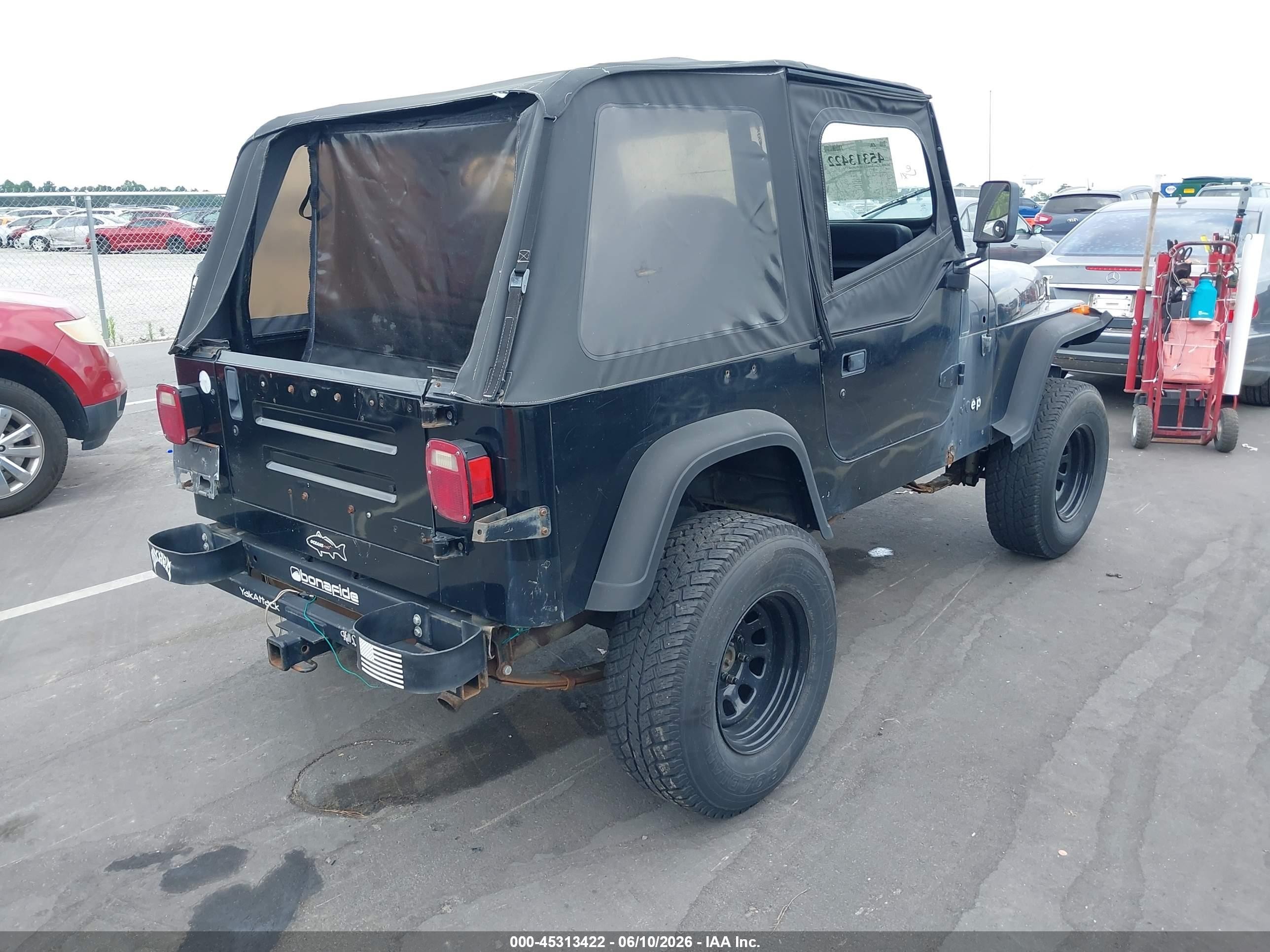 1992 Jeep Wrangler / Yj S Black vin: 2J4FY19P5NJ527630