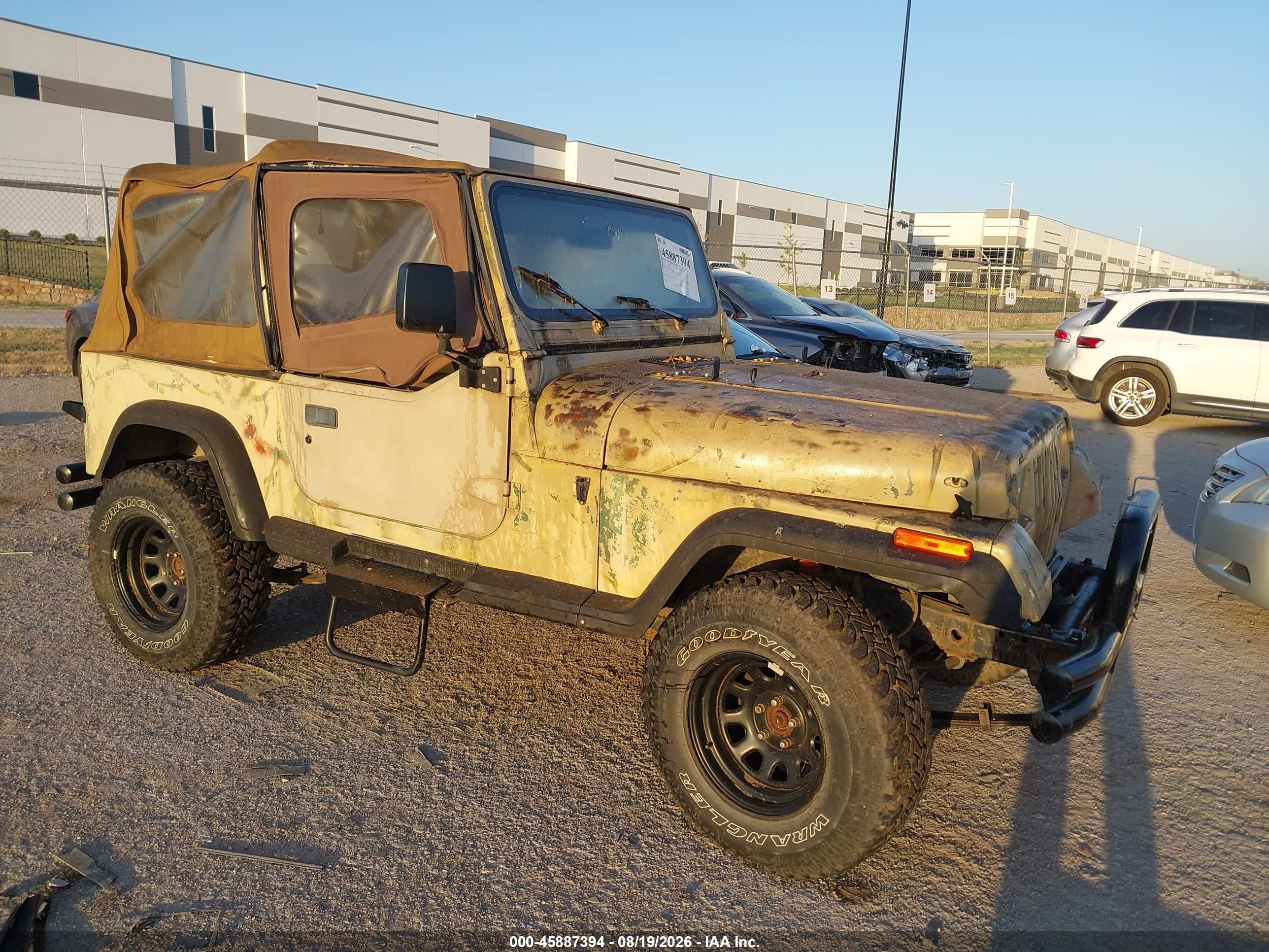 1992 Jeep Wrangler / Yj   Желтый vin: 2J4FY29S4NJ536801