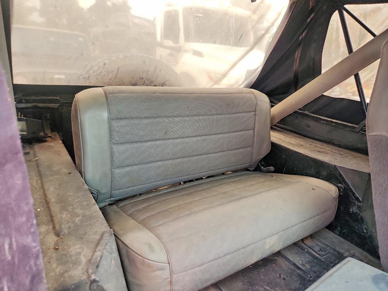 1990 Jeep Wrangler / Yj Gray vin: 2J4FY29T0LJ509665