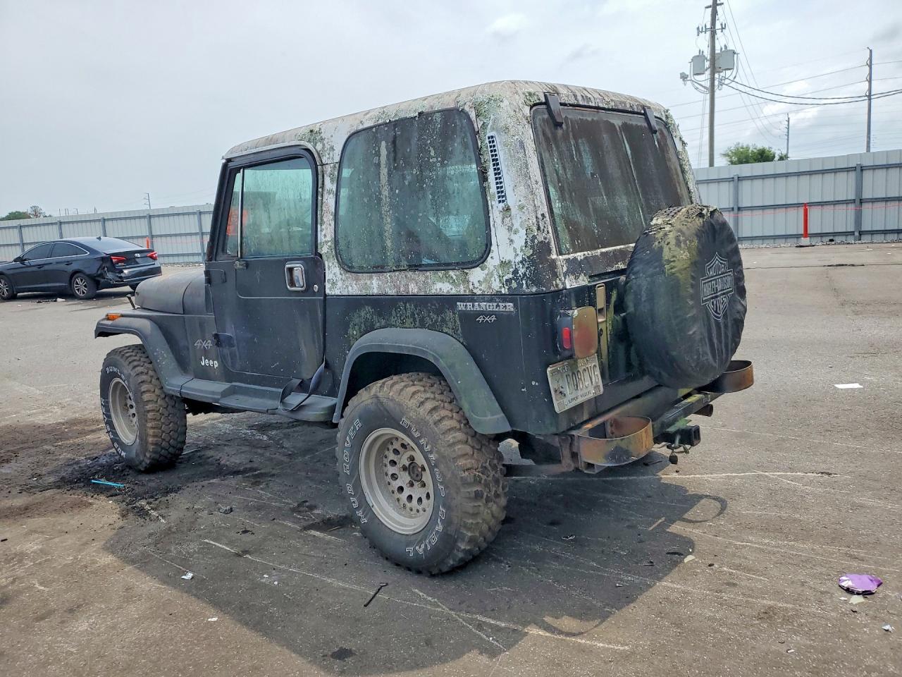 1989 Jeep Wrangler / Yj Black vin: 2J4FY29T1KJ139194