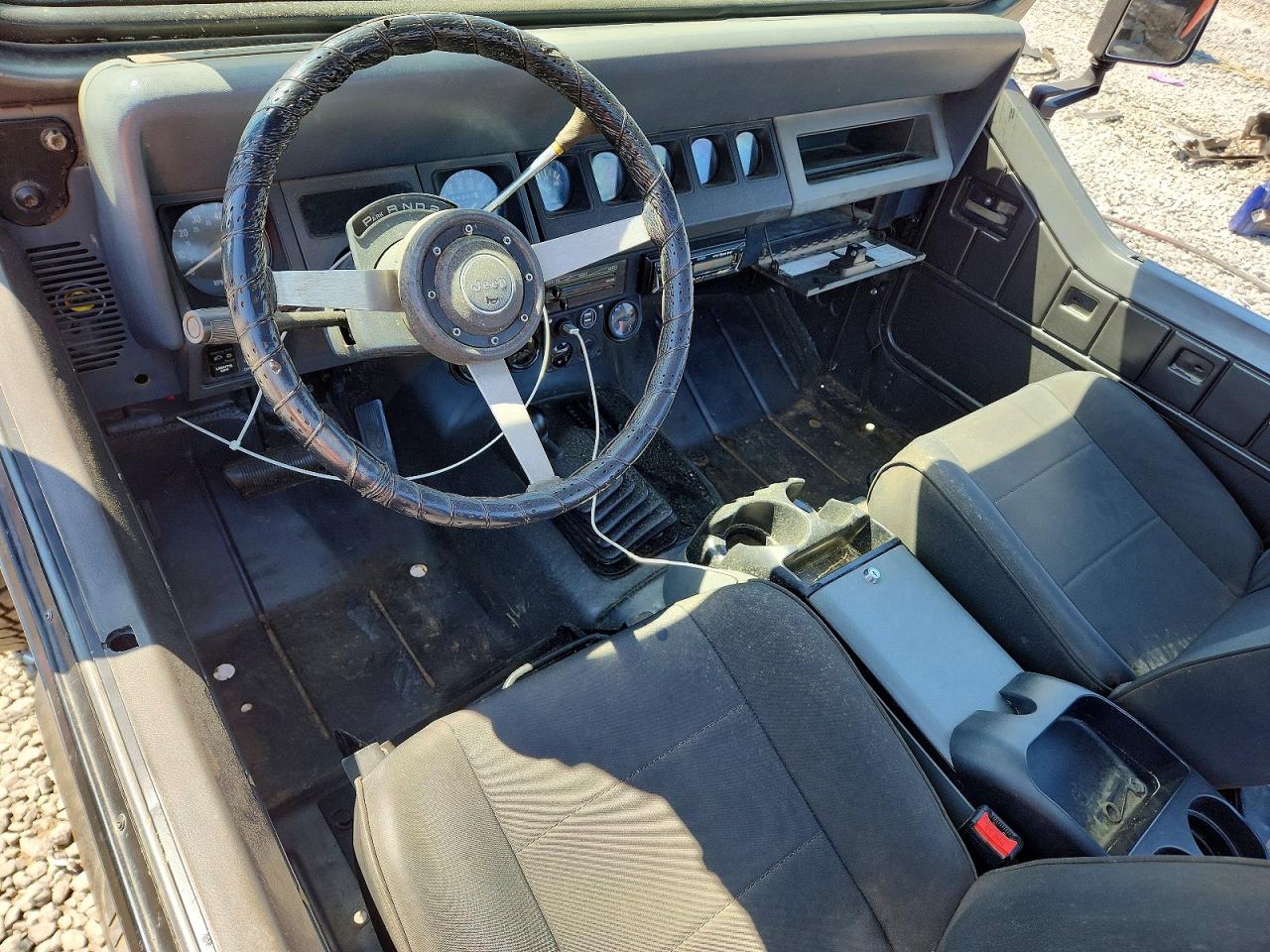 1990 Jeep Wrangler / Yj Gray vin: 2J4FY29T1LJ556414