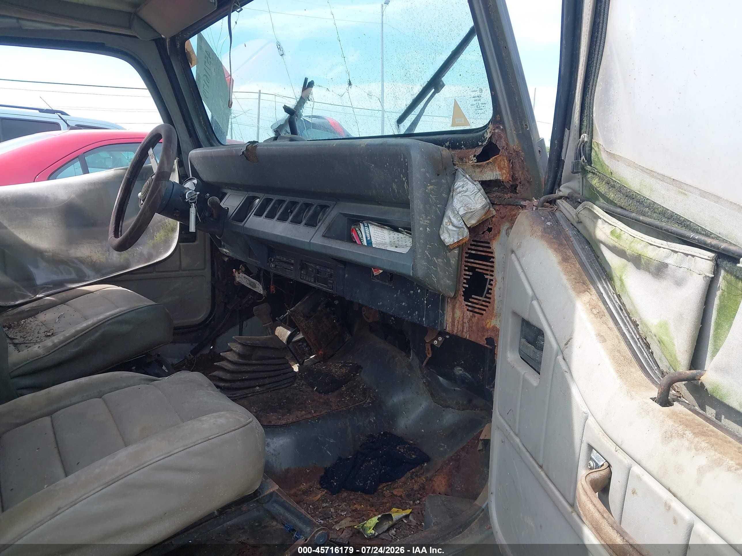 1990 Jeep Wrangler / Yj   Gray vin: 2J4FY29T2LJ519565