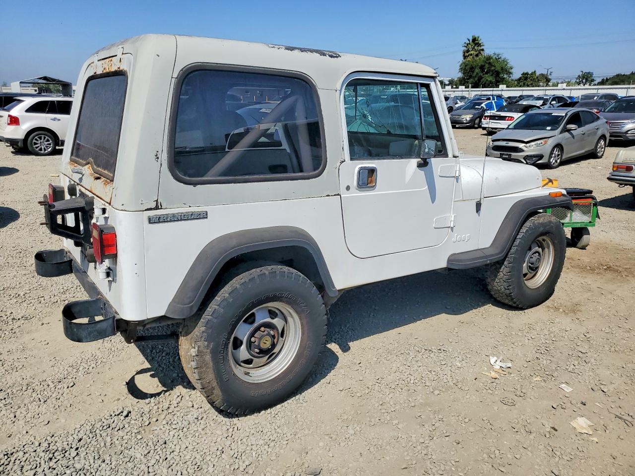 1990 Jeep Wrangler White vin: 2J4FY29T3LJ505562