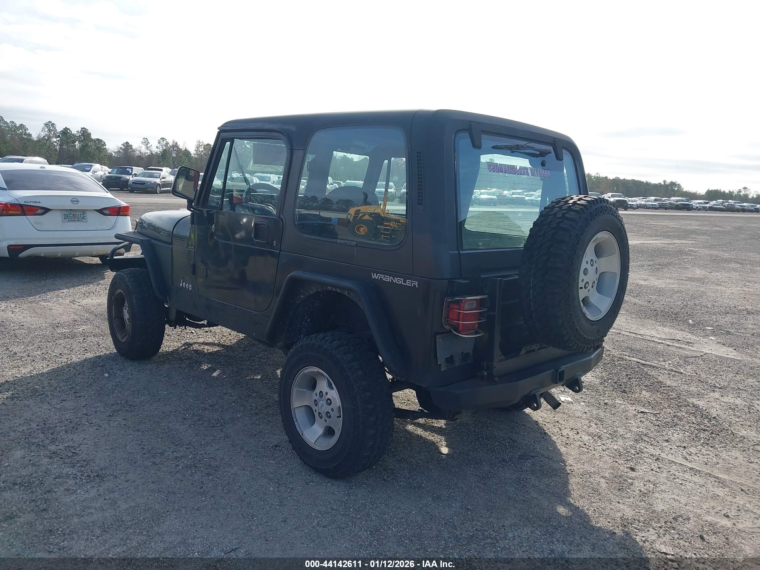 1990 Jeep Wrangler / Yj   Черный vin: 2J4FY29T4LJ500614